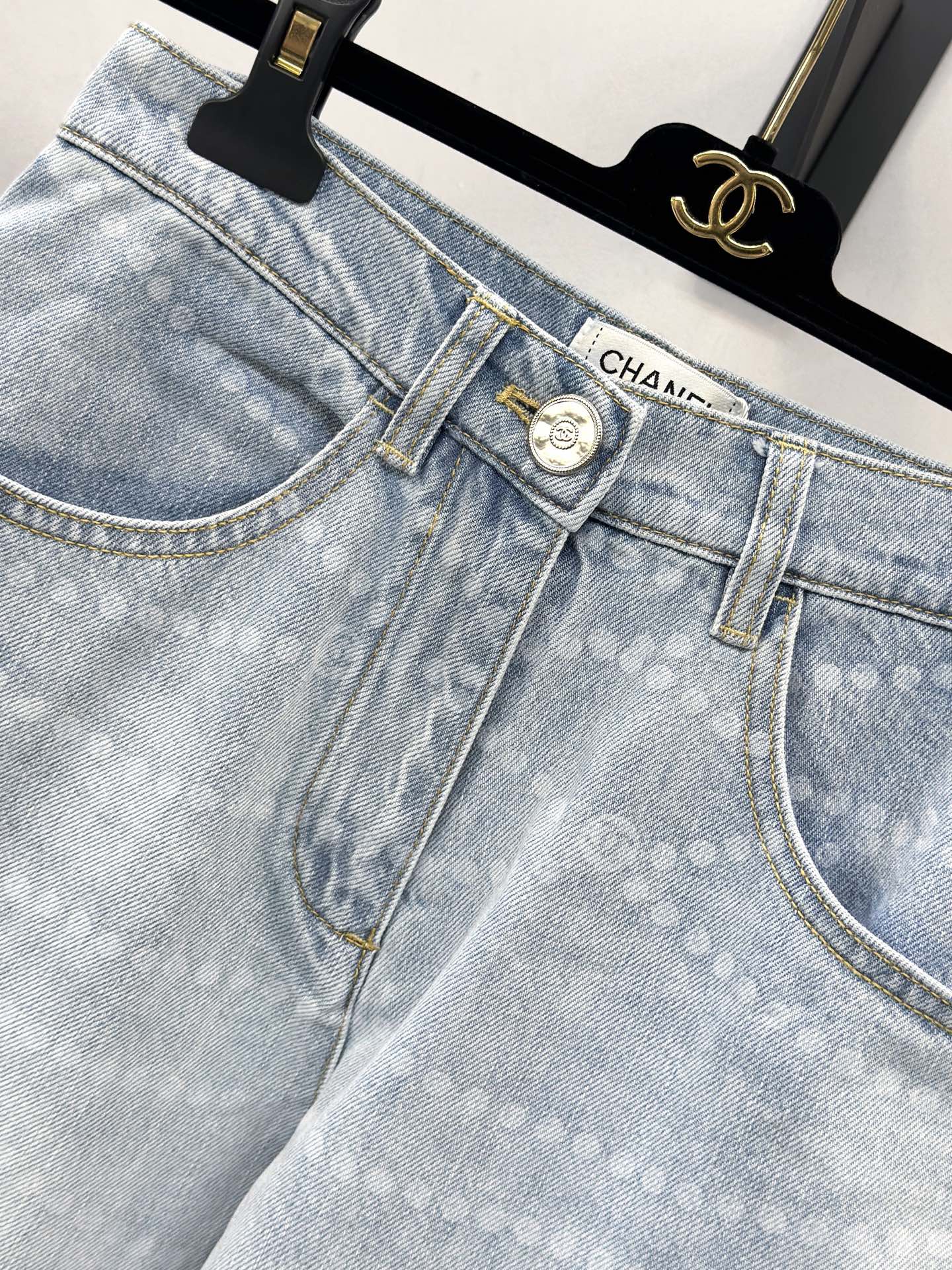 Chanel 2026 Wide-Leg Jeans Cotton 397716