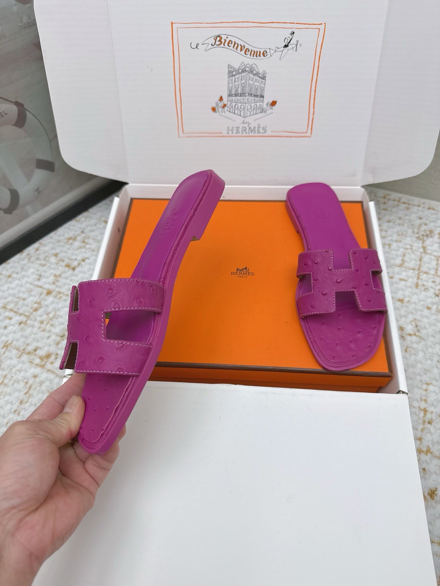 HM 26ss Oran Sandals Purple Ostrich Leather 625109