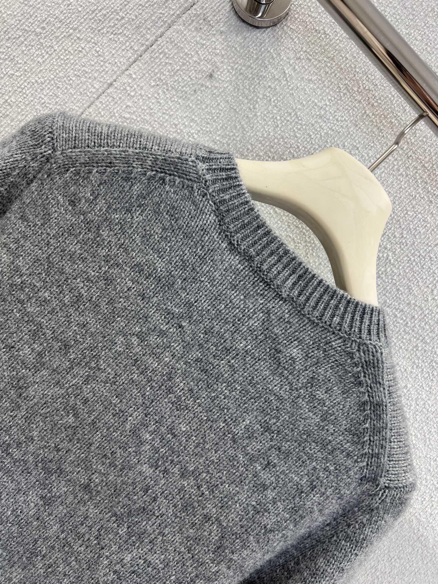 Burberry 25 Sweater Gray White Wool Cashmere