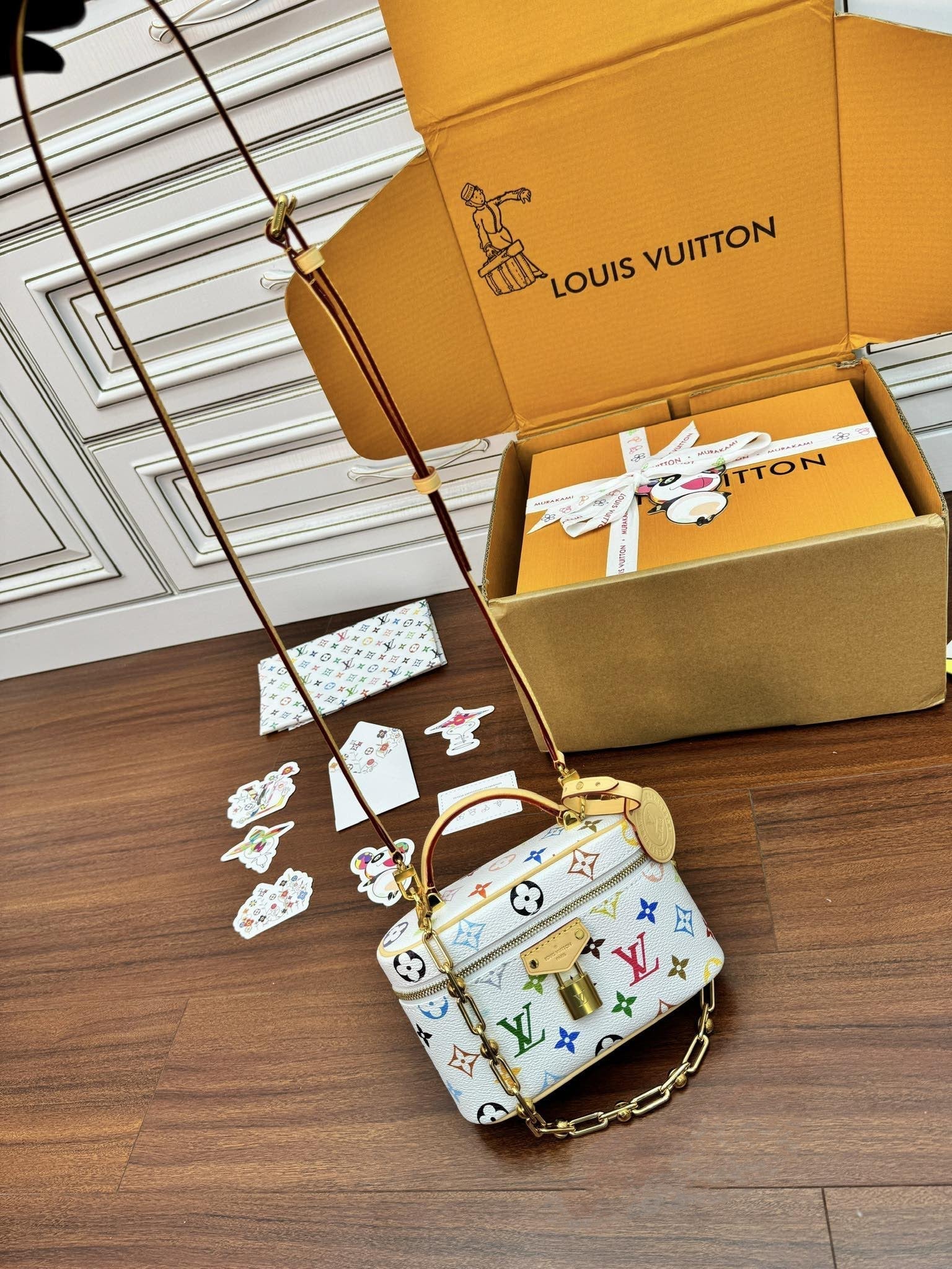 LV Vanity Case 19cm White Multicolore Monogram Canvas 331374