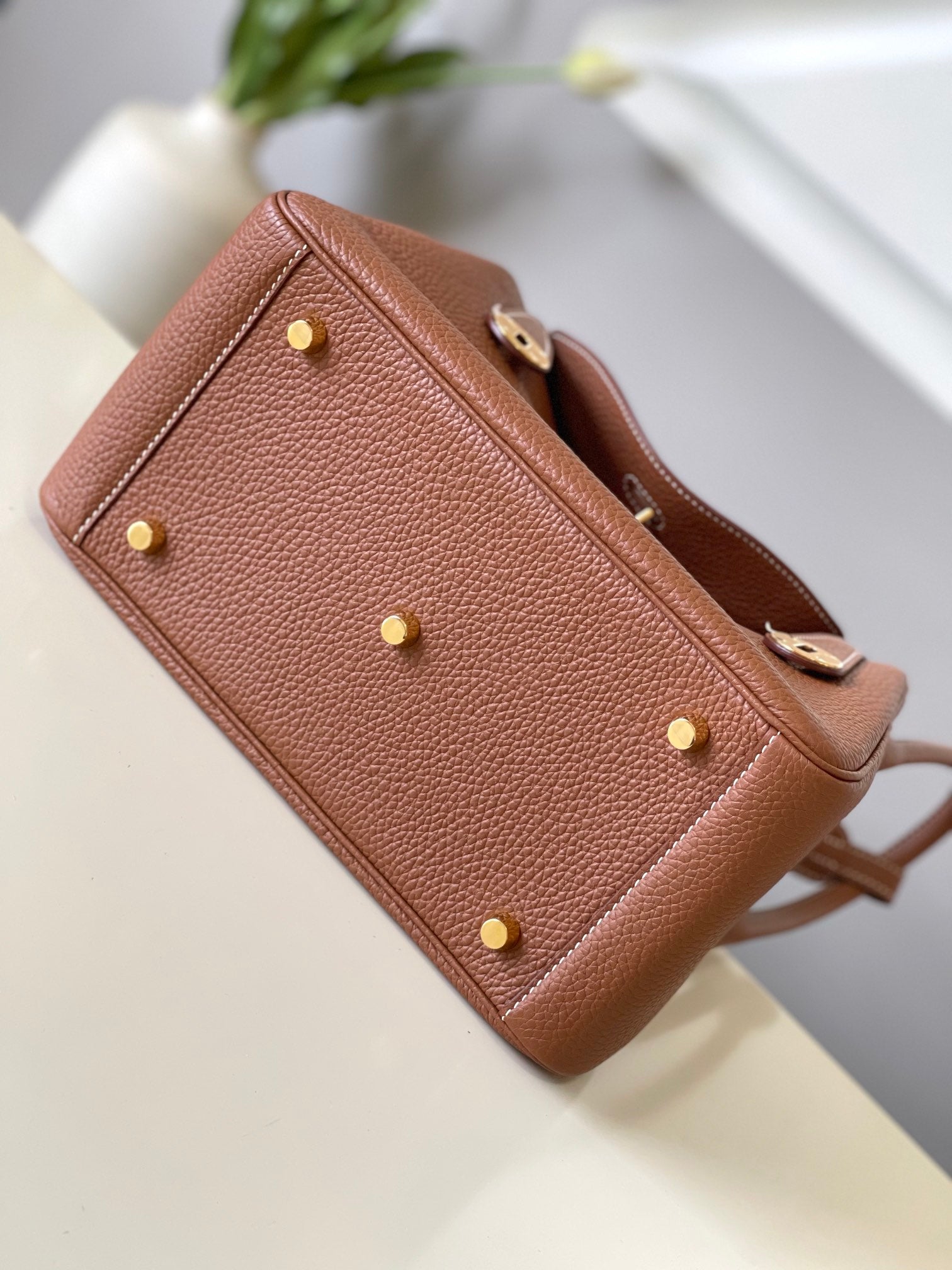 HM Mini Lindy 26cm Gold Clemence Leather