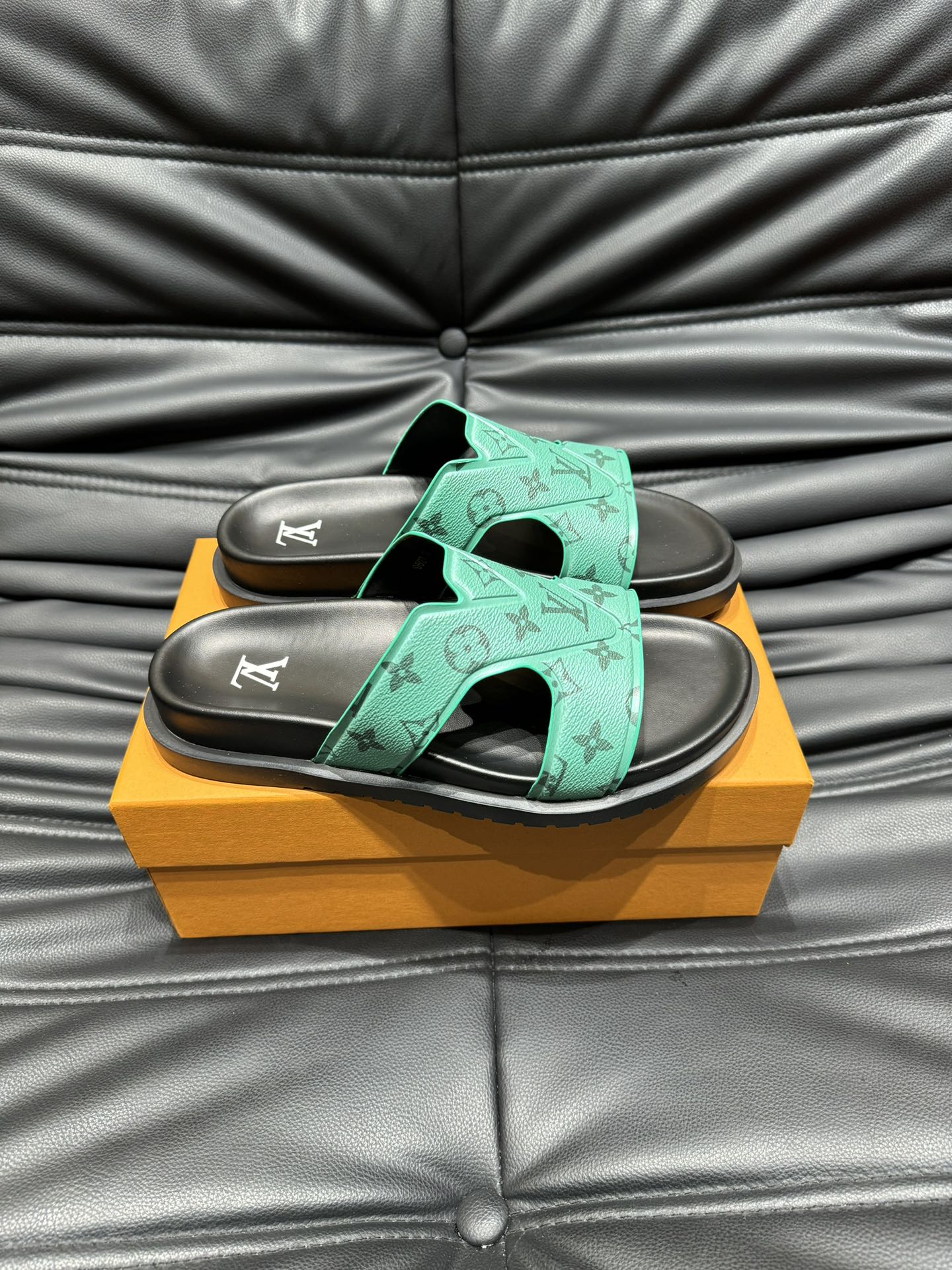 LV OASIS MULE IN SEA GREEN MONOGRAM CALFSKIN