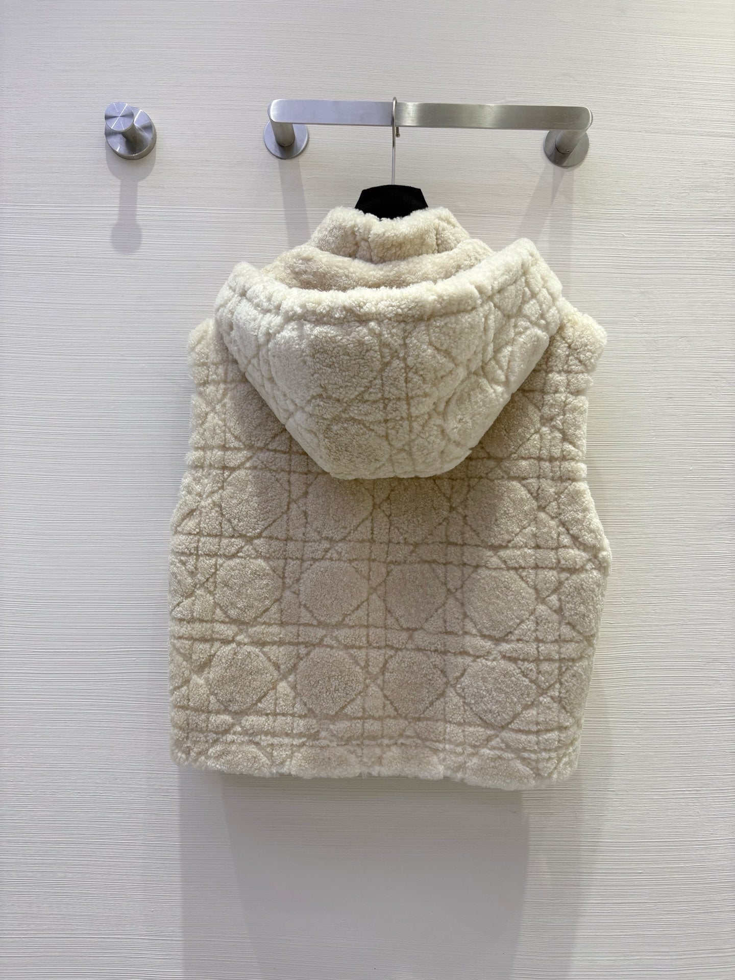 CD 25 Hooded Vest Leather And Fur Ivory White