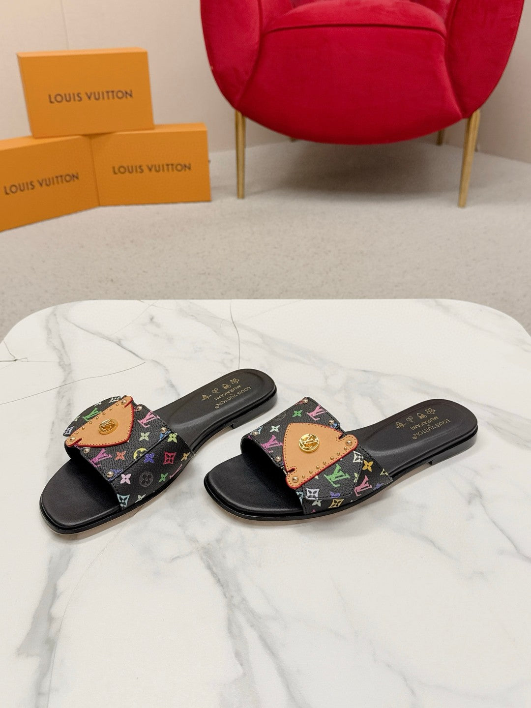 LV 26ss Slippers Black Multicolor Monogram Sheepskin 671273