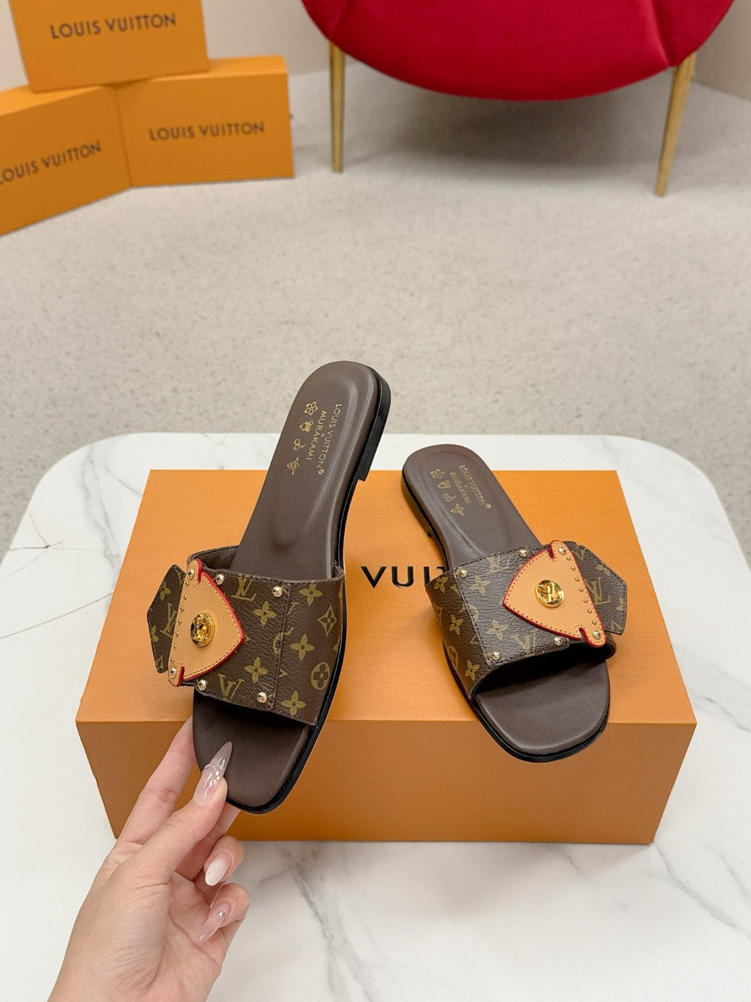 LV 26ss Slippers Brown Monogram Sheepskin 671275