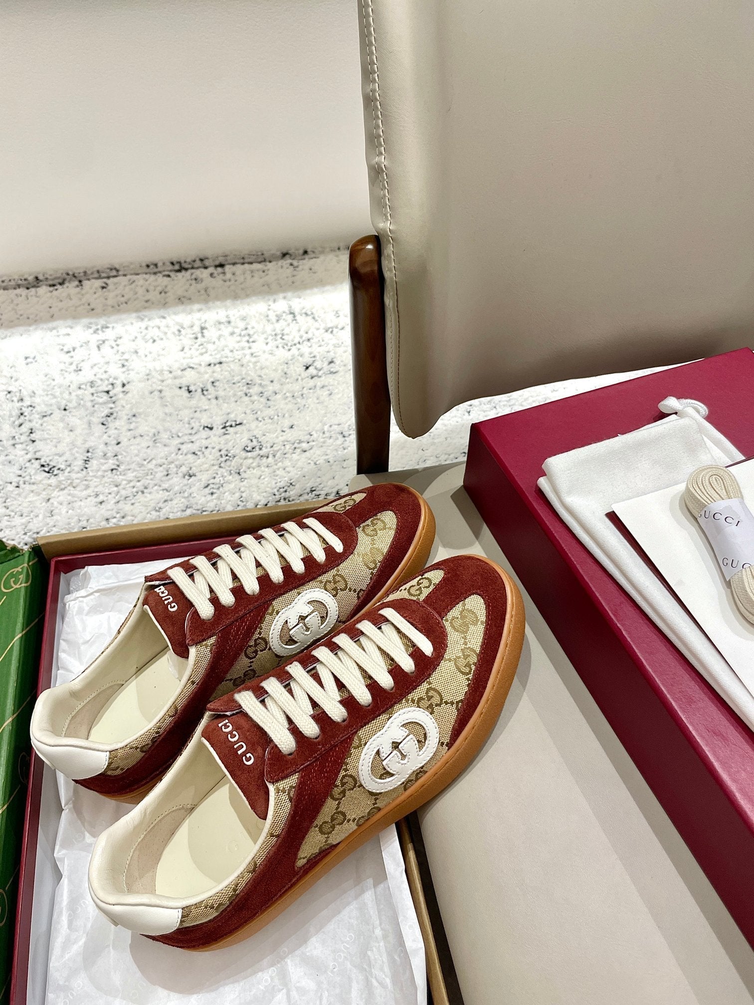 GG 26 Sneaker Dark Red Canvas Suede 632817
