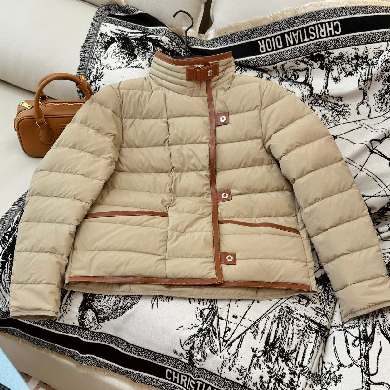 Burberry 25 Jacket Apricot Down Nylon