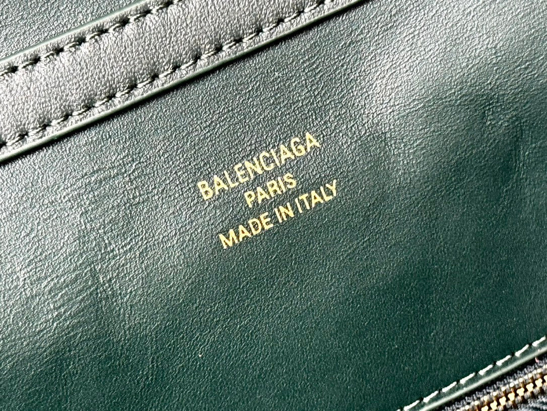 Balenciaga Large Bag 40 Dark Green Calfskin Gold Hardware