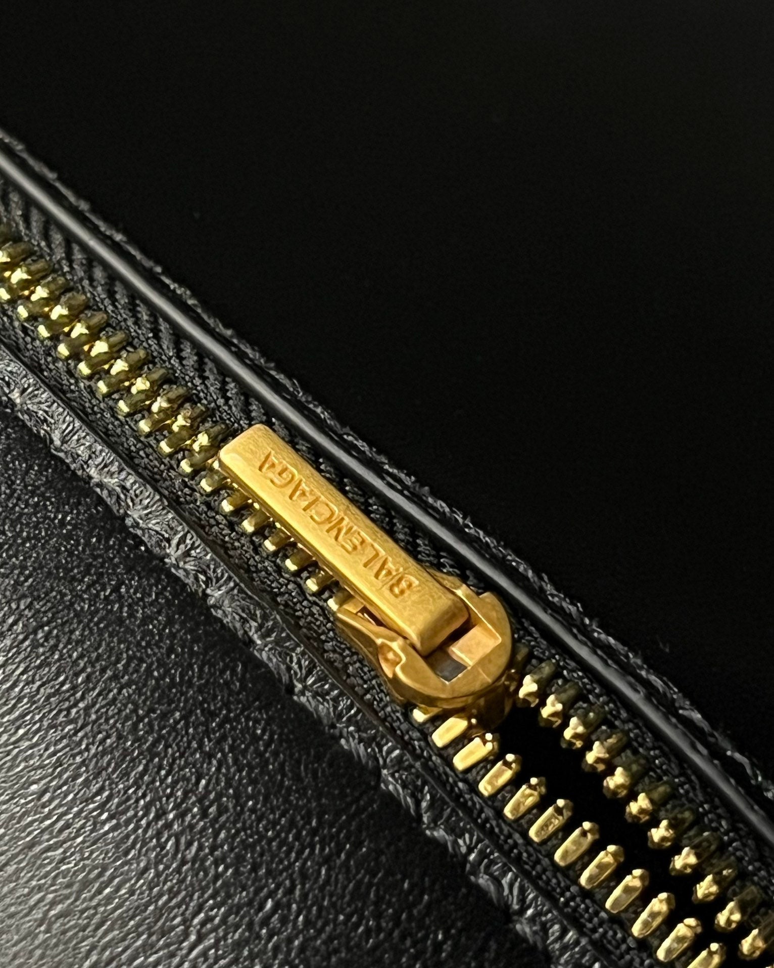 Balenciaga Large  Rodeo Crocodile Embossed Bag 40 Black Leather Gold Hardware