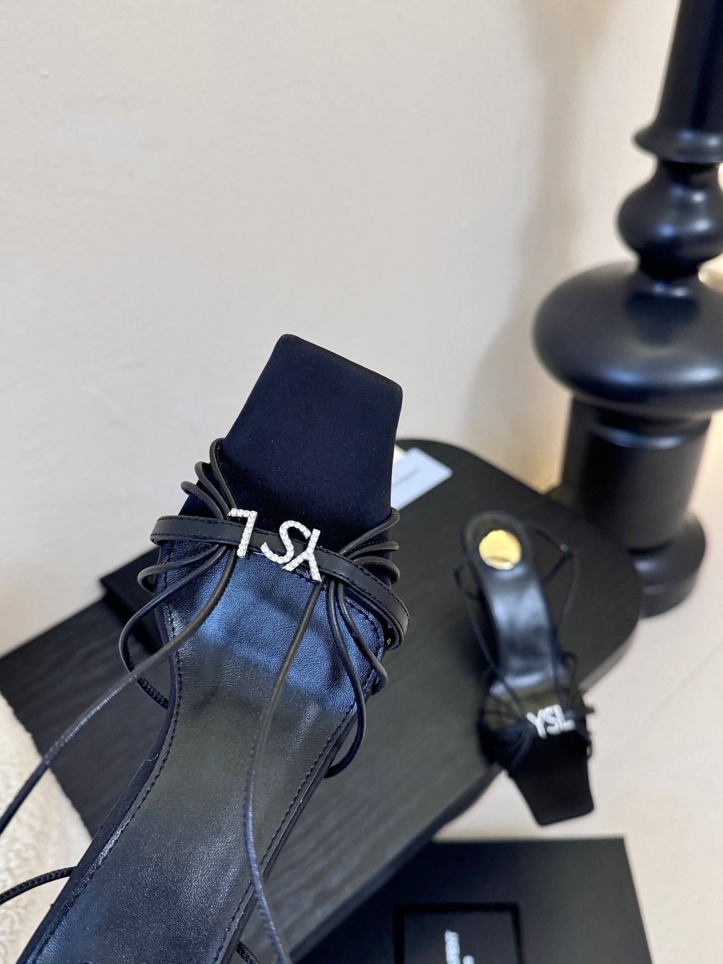 YSL 26ss Square Toe Sandals 70 Black Silk Sheepskin 651706