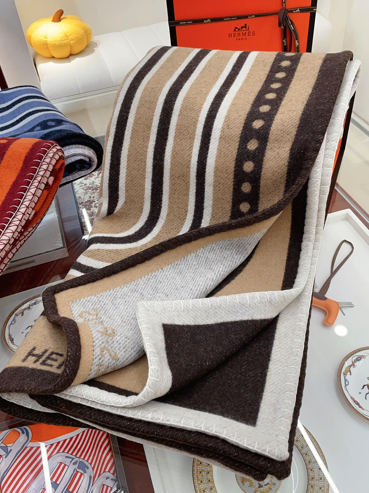 Grand Tralala Blanket Beige Wool Cashmere
