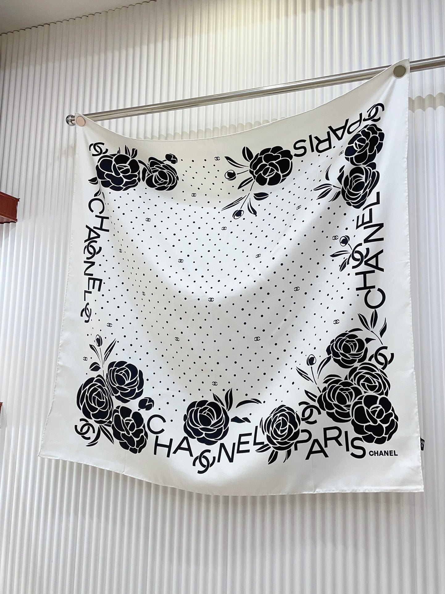 CC Square Scarf 90 CM In White Polka Dot Black Camellia Silk Twill 288722