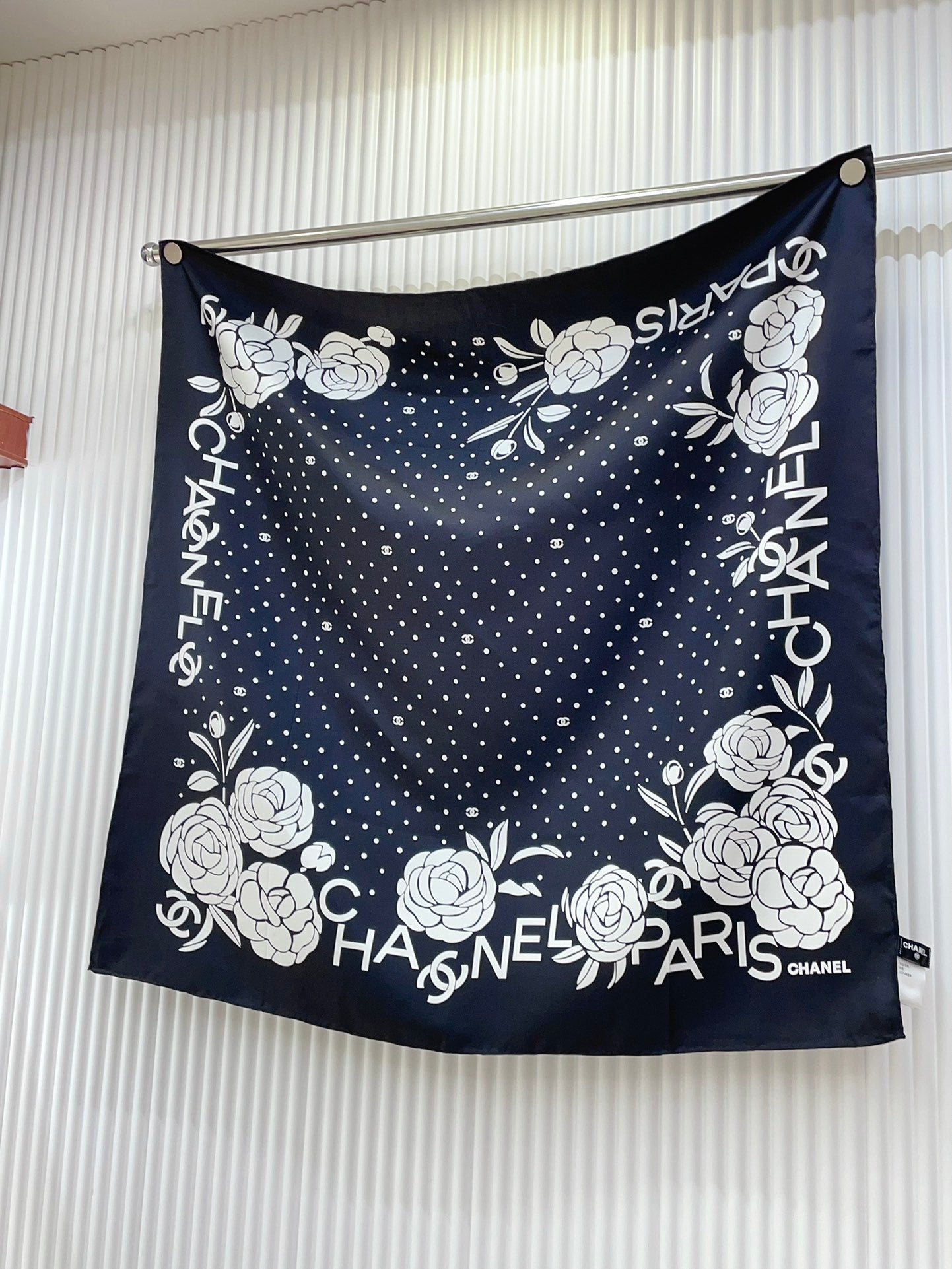 CC Square Scarf 90 CM In Black Polka Dot White Camellia Silk Twill 288723