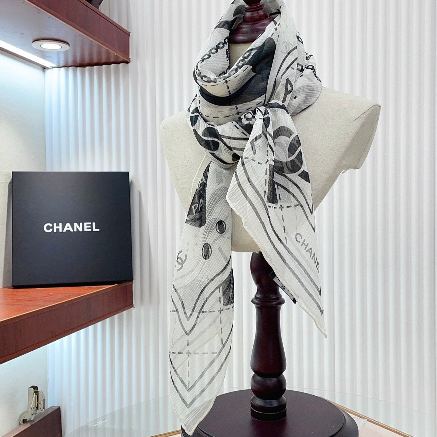 CC Square Scarf 110 CM In White Black Shunyu Qiao Silk  193840