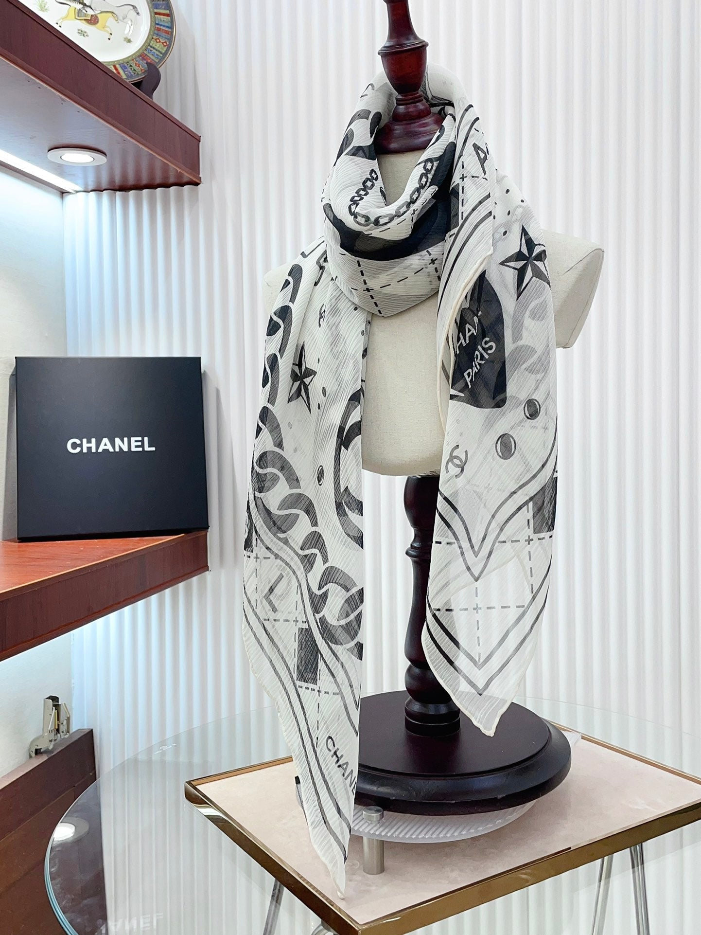 CC Square Scarf 110 CM In White Black Shunyu Qiao Silk  193840
