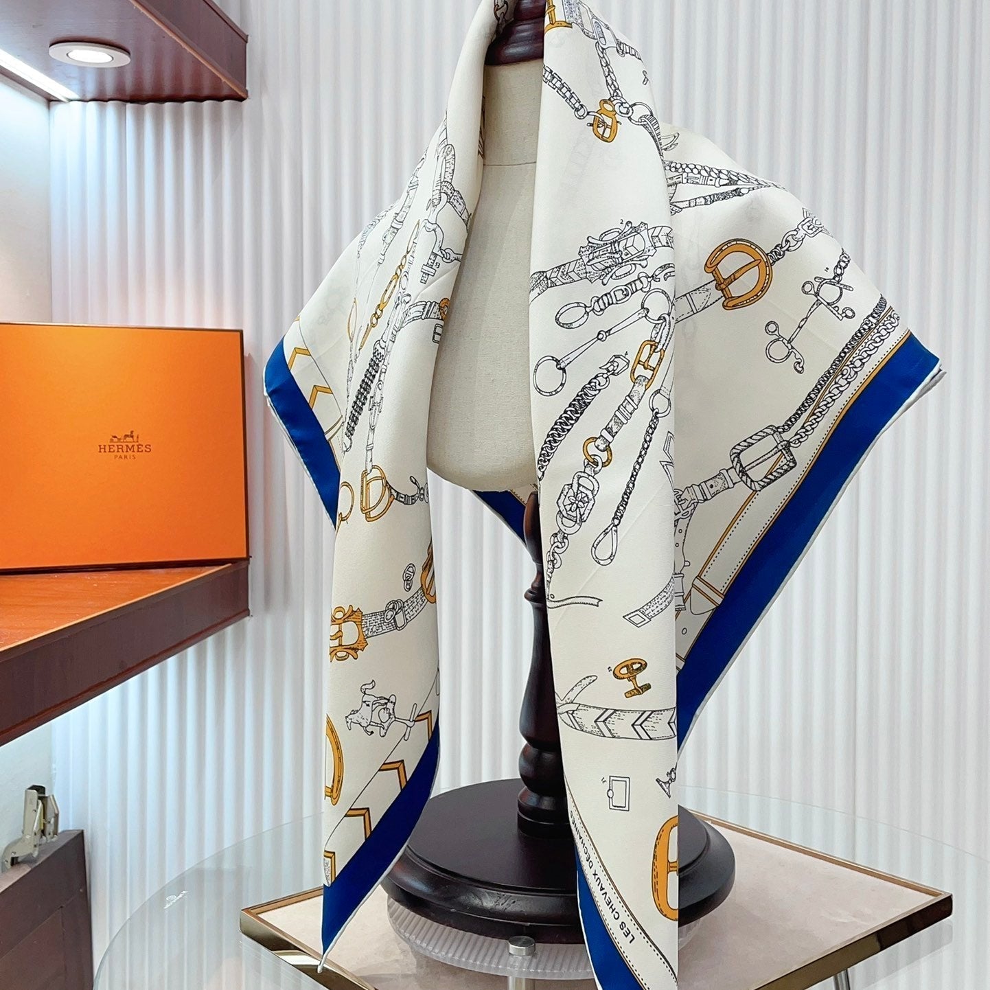 Chevaux Dechaines Shawl 90 CM In White Blue Colorful Silk Twill 201033