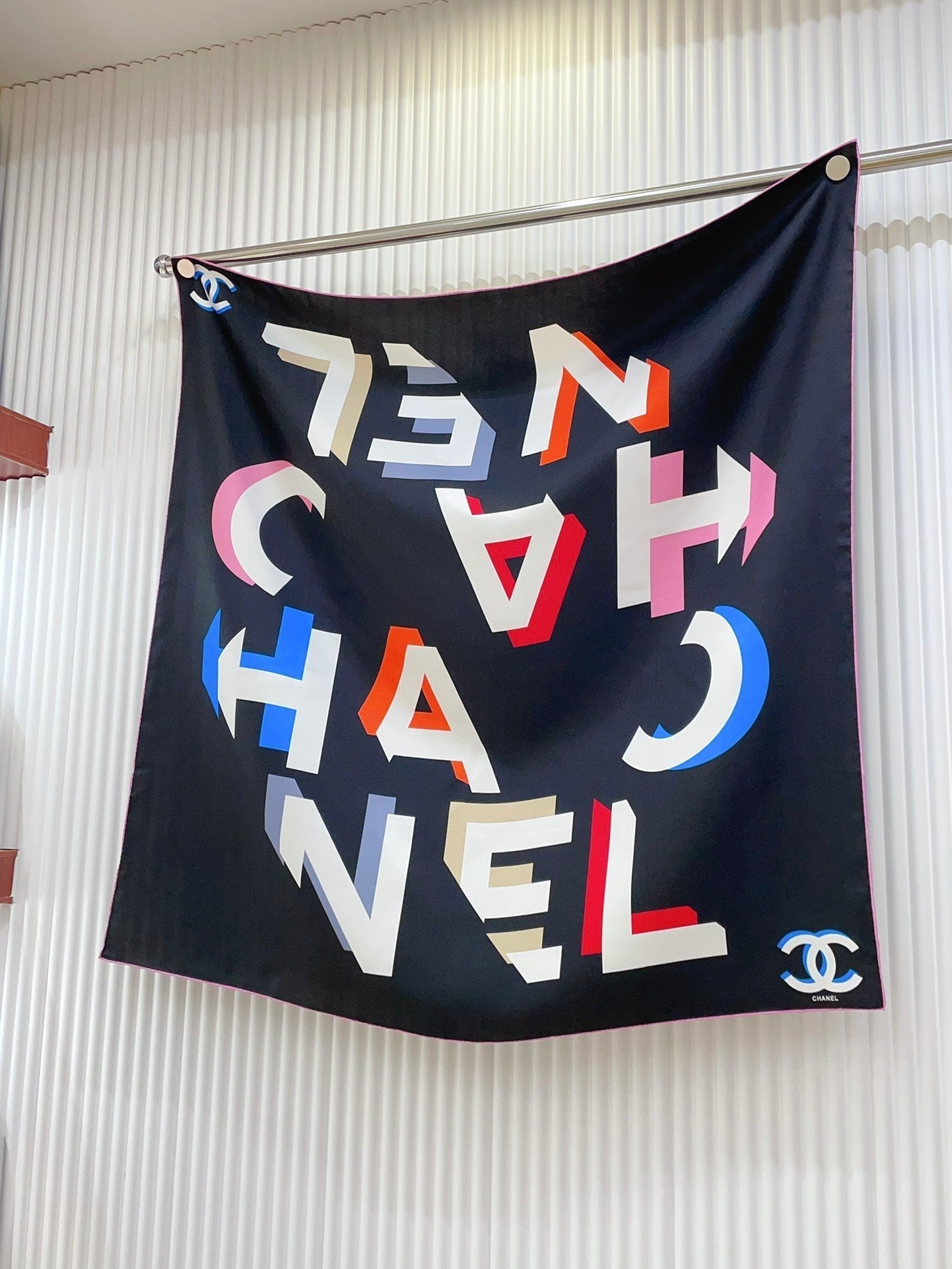 CC Square Scarf 90 CM In Black Colorful Silk Twill  206468