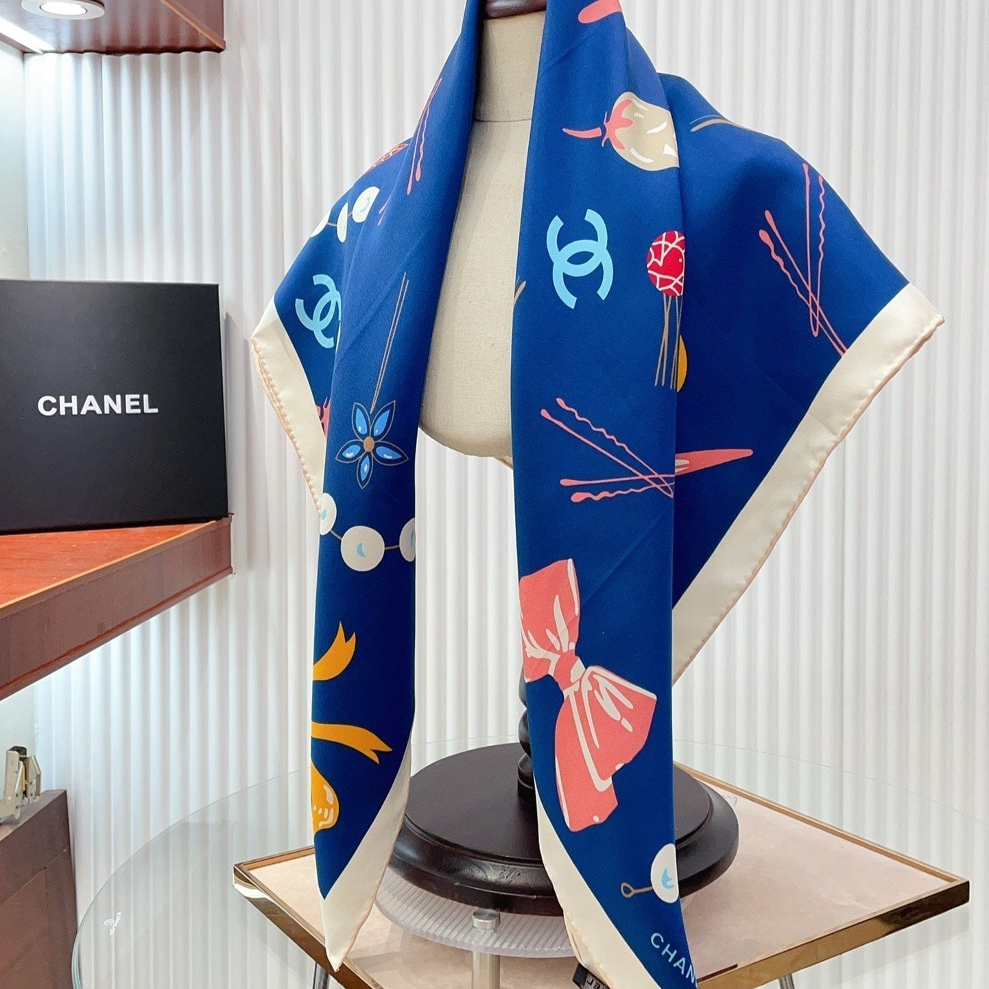 CC Square Scarf 90 CM In Dark Blue Colorful Silk Twill 213690