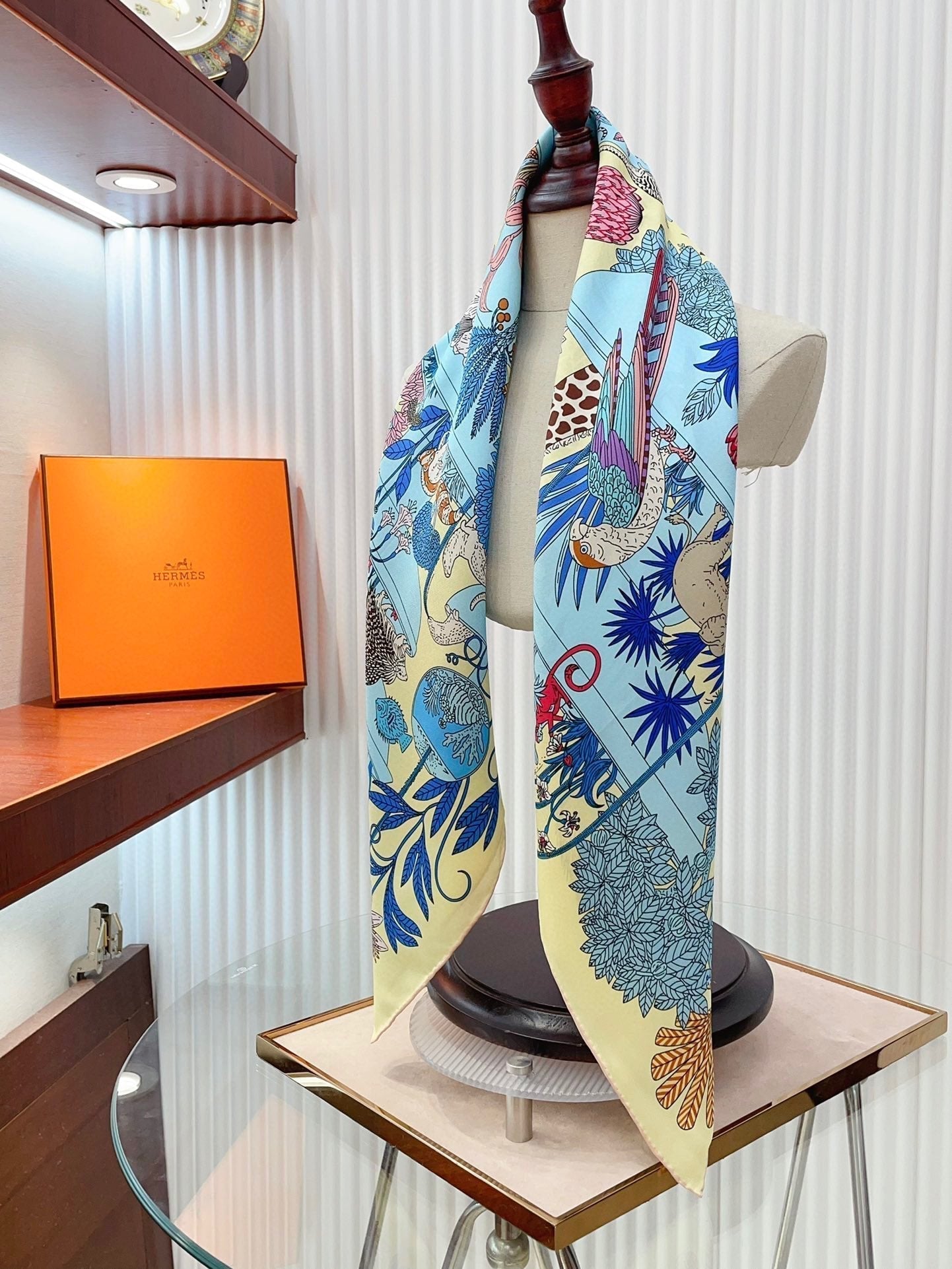 Precious Paradise Scarf 90 CM In Light Blue Colorful Silk Twill 294487