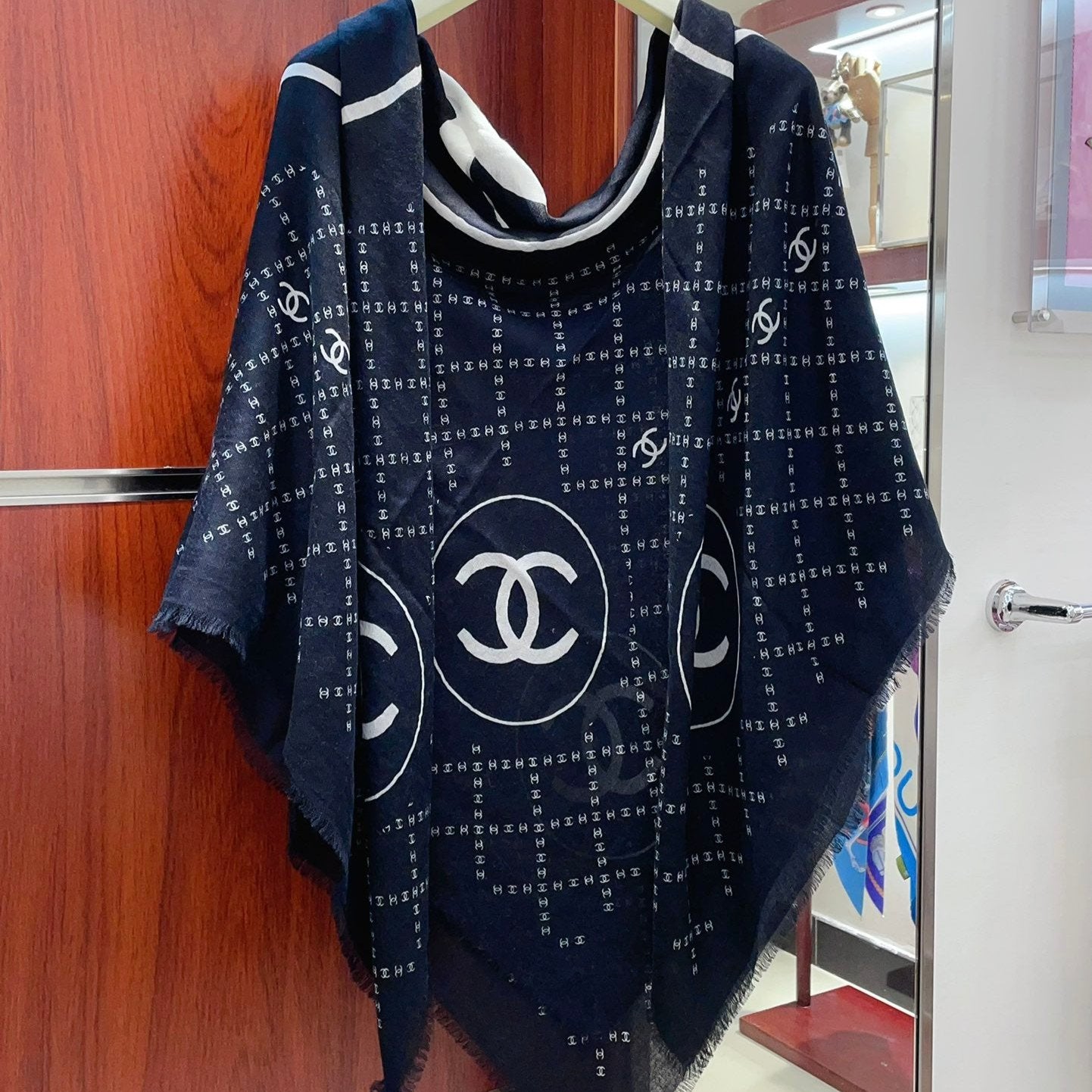 CC Square Scarf 140 CM In Black With White Logo Cashmere 300443