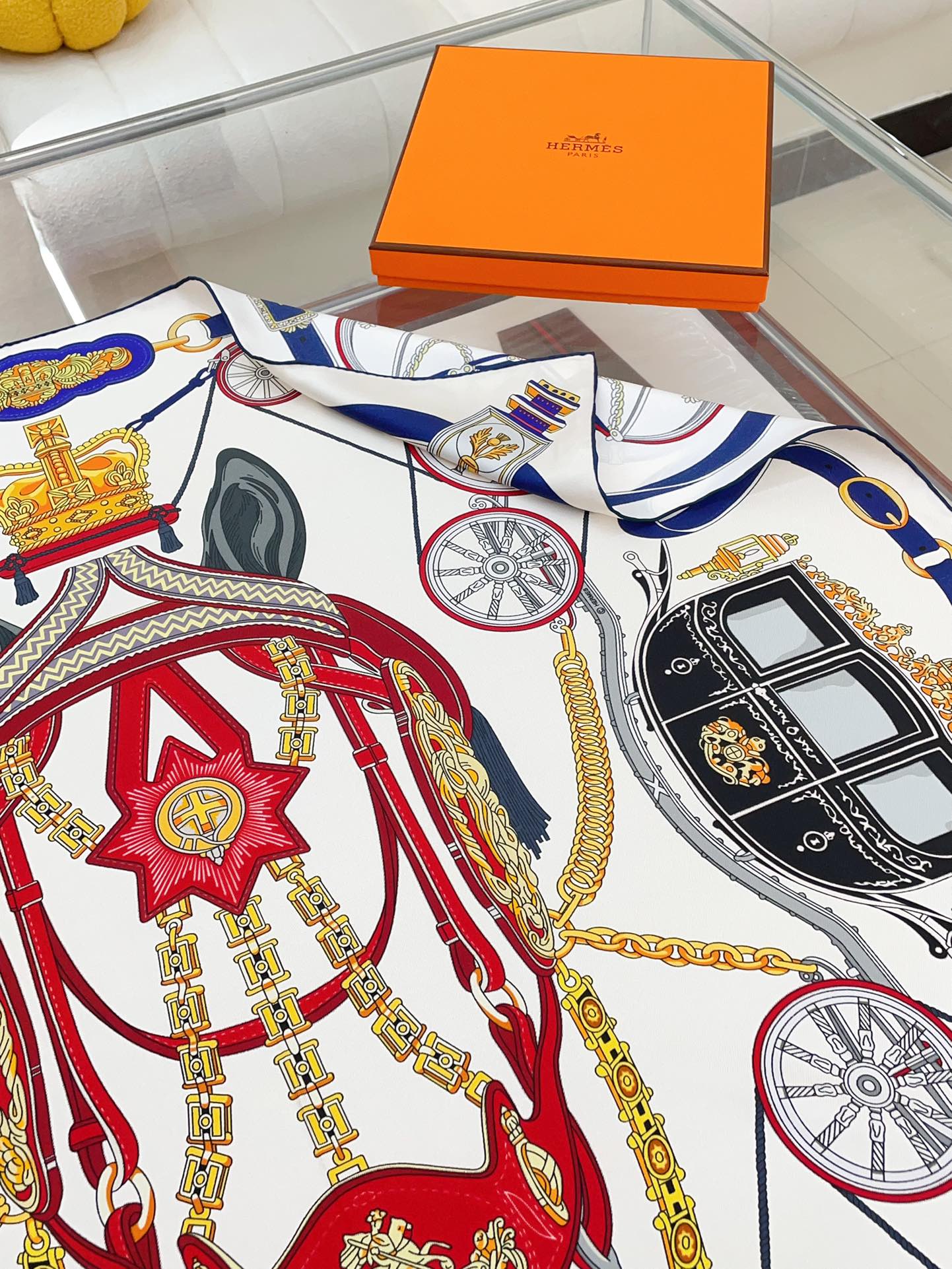 Stately Wheels Scarf 90 CM White Colorful Silk Twill 312874