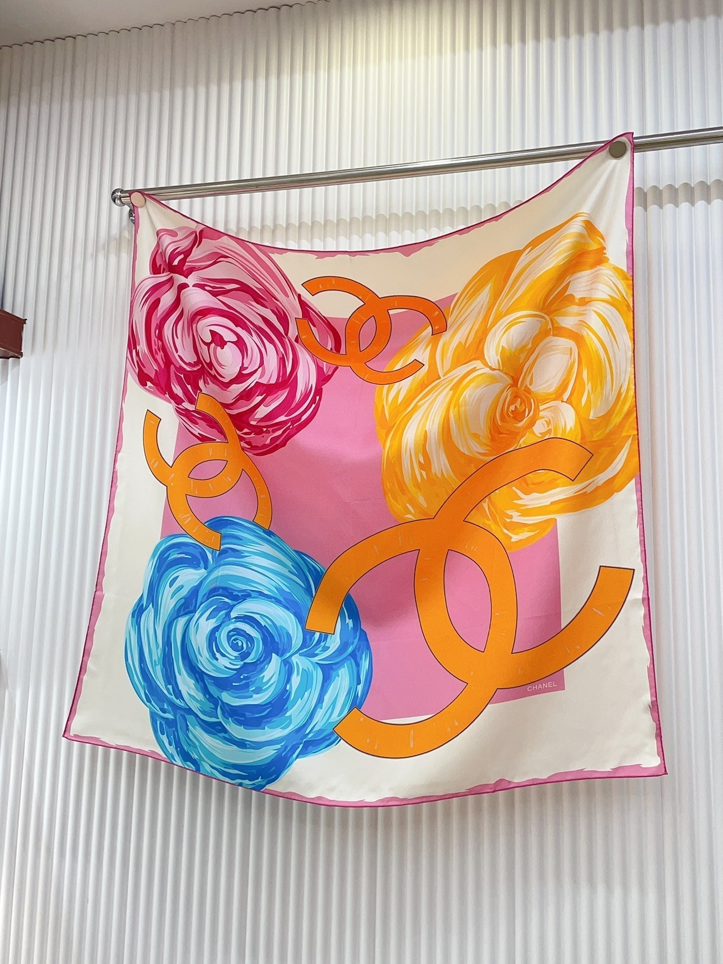 CC Square Scarf 90 CM In Colorful Silk Twill 327464