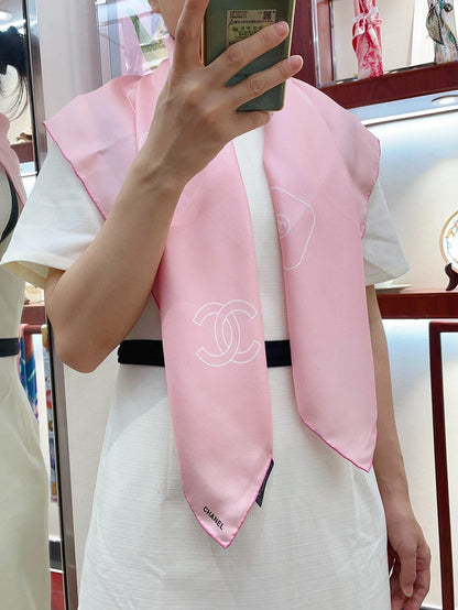 CC Square Scarf 90 CM In Pink Silk Twill 335844