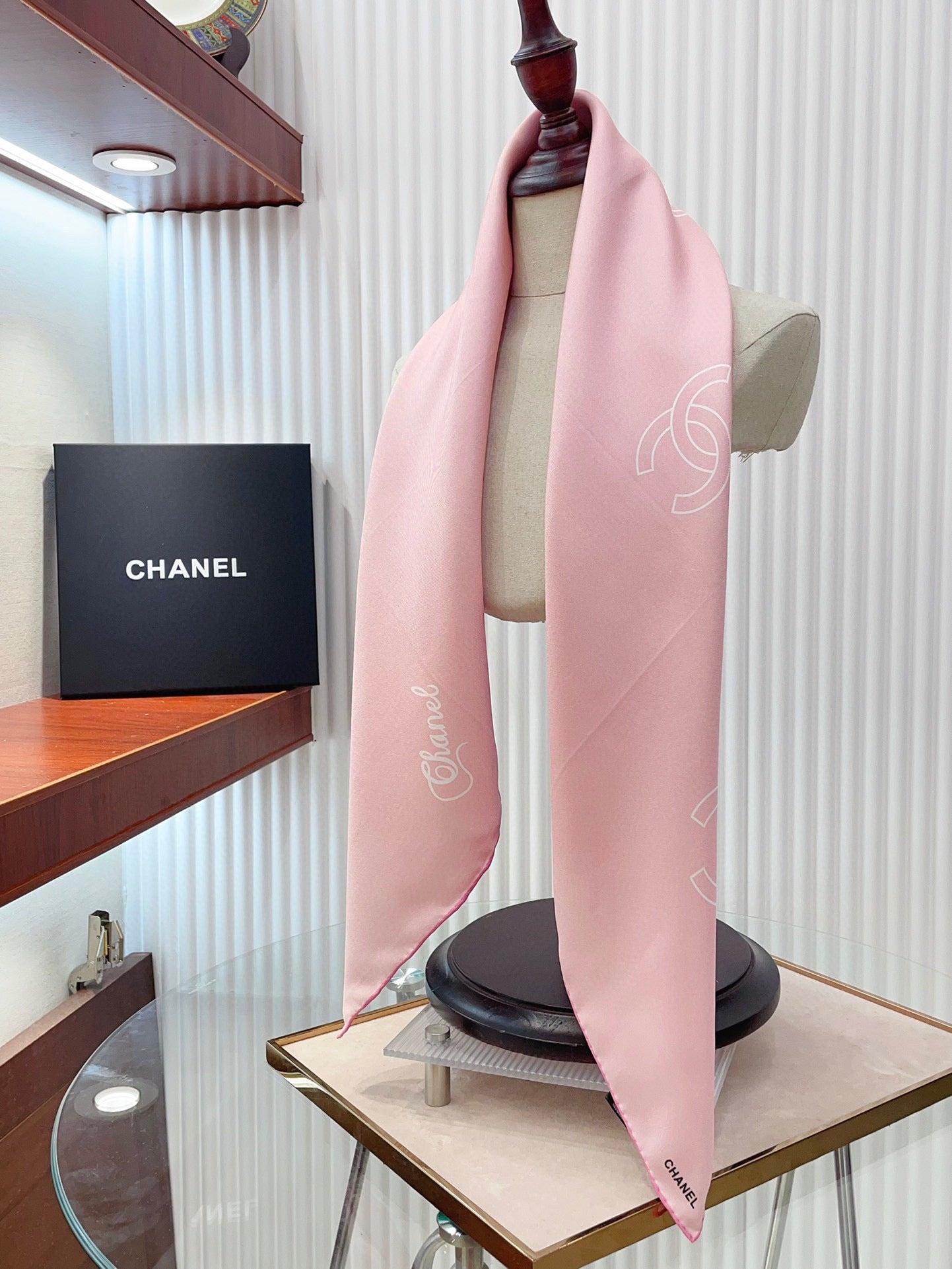 CC Square Scarf 90 CM In Pink Silk Twill 335844