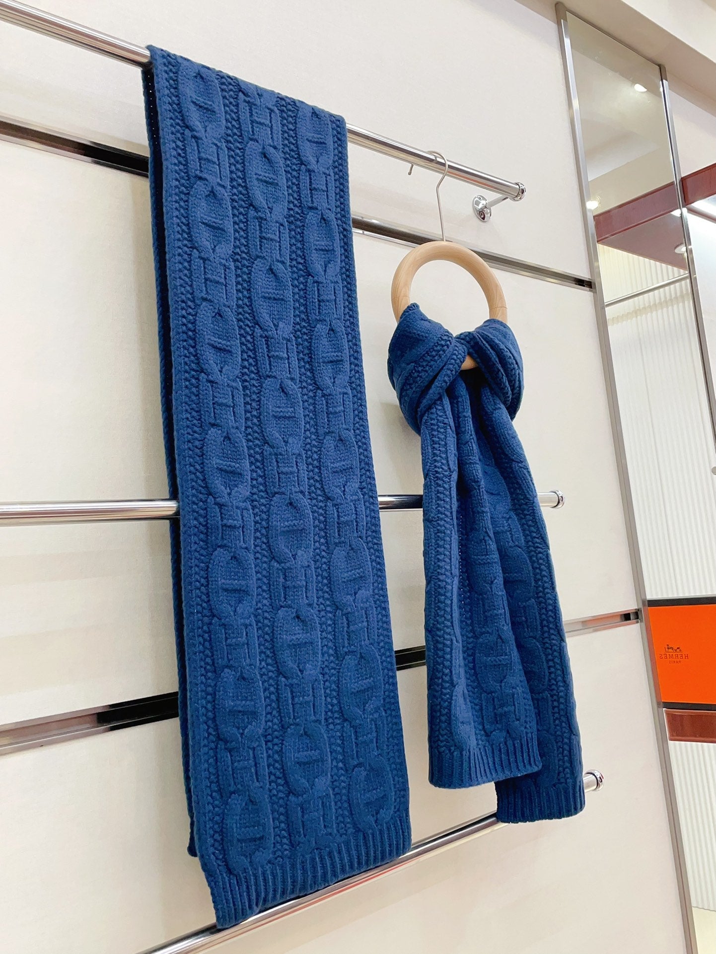 Faubourg Muffler Scarf 170 CM Blue Cashmere Handwoven  356202