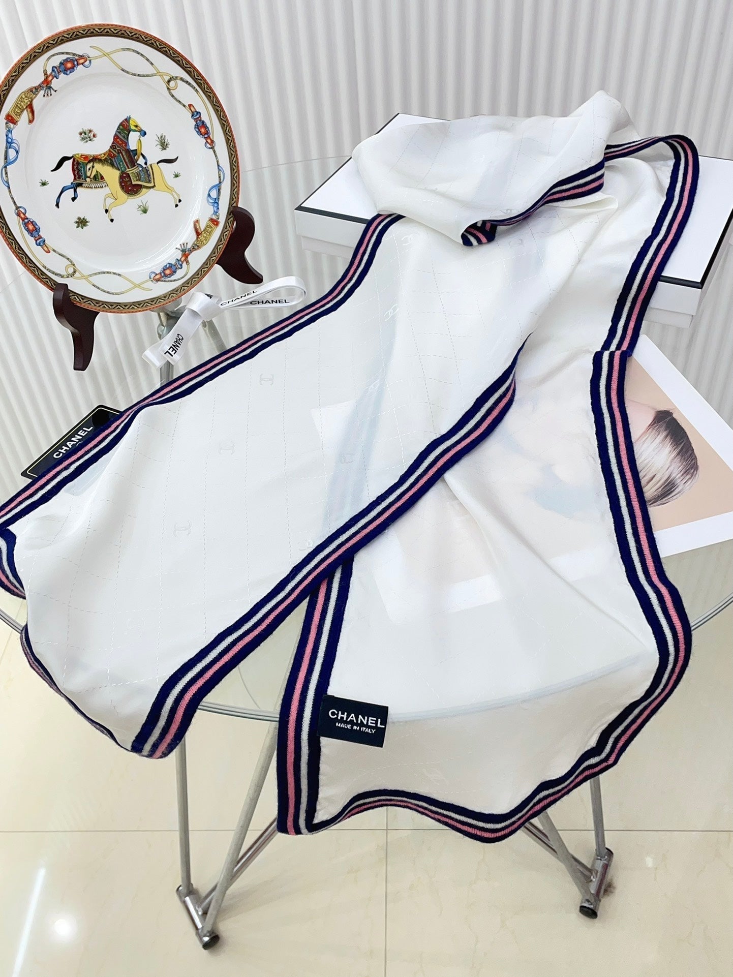 CC Scarf 200 CM In White Mix Darl Blue Silk 357900