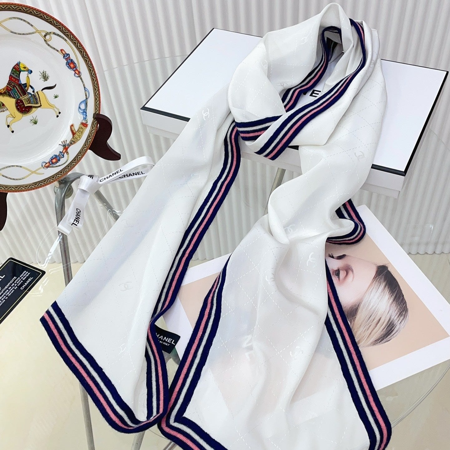 CC Scarf 200 CM In White Mix Darl Blue Silk 357900