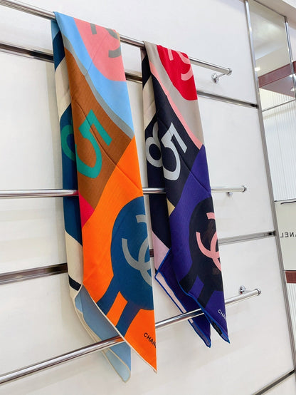 CC Square Scarf 140 CM In Colorful Cashmere Silk 376418