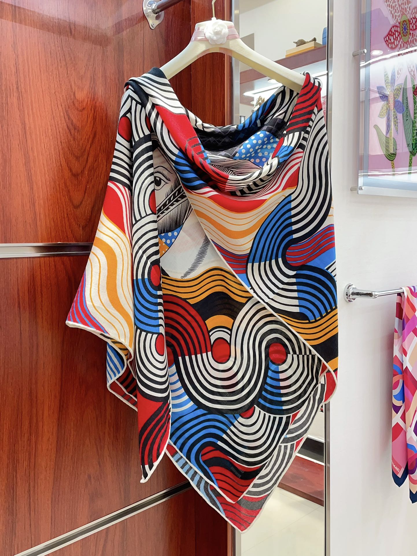 SCARF 140 CM COLORFUL 388172