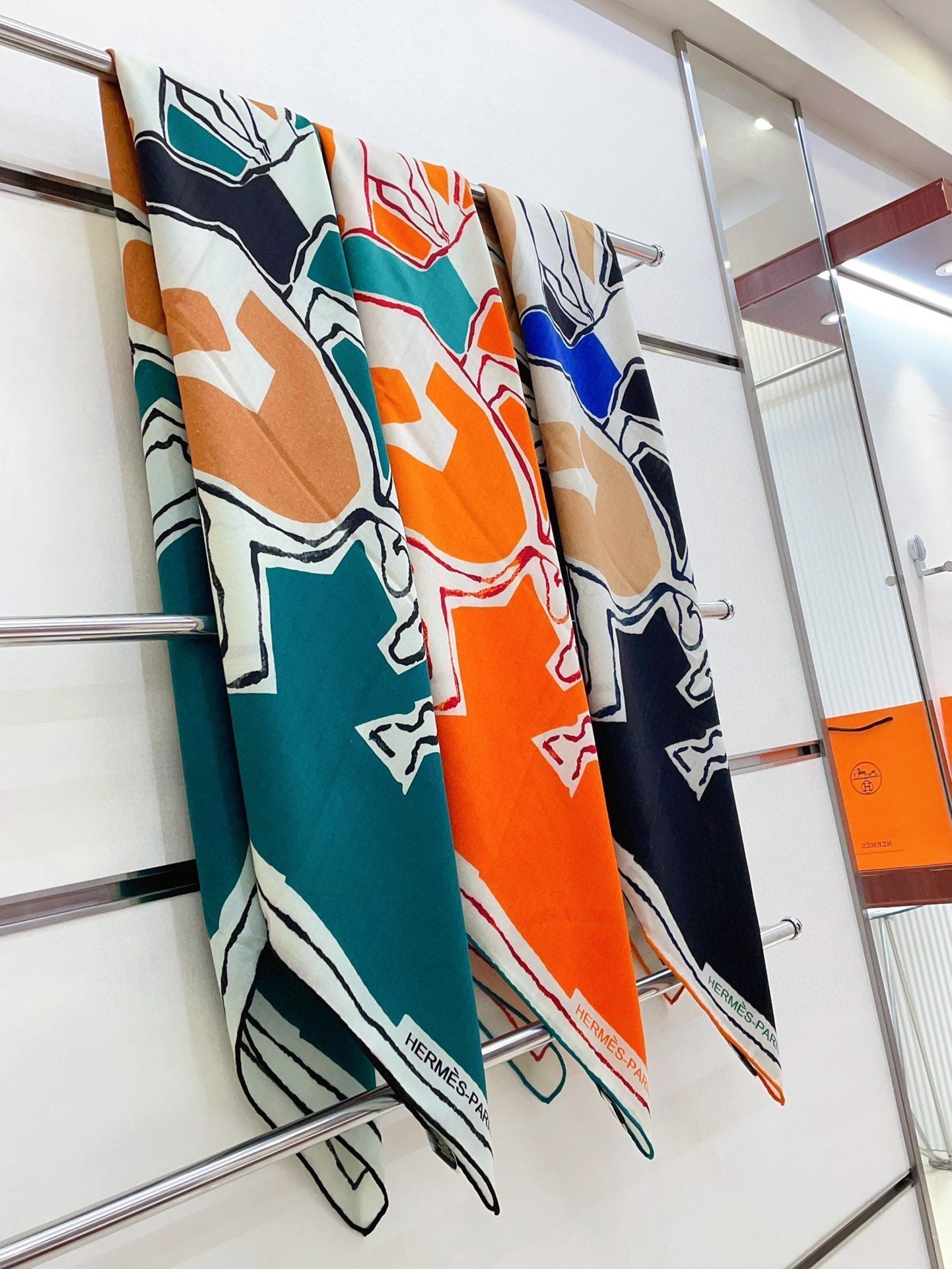Choregraphie Equestre Pareo Scarf 140 CM Orange Colorful Cashmere And Silk 393170