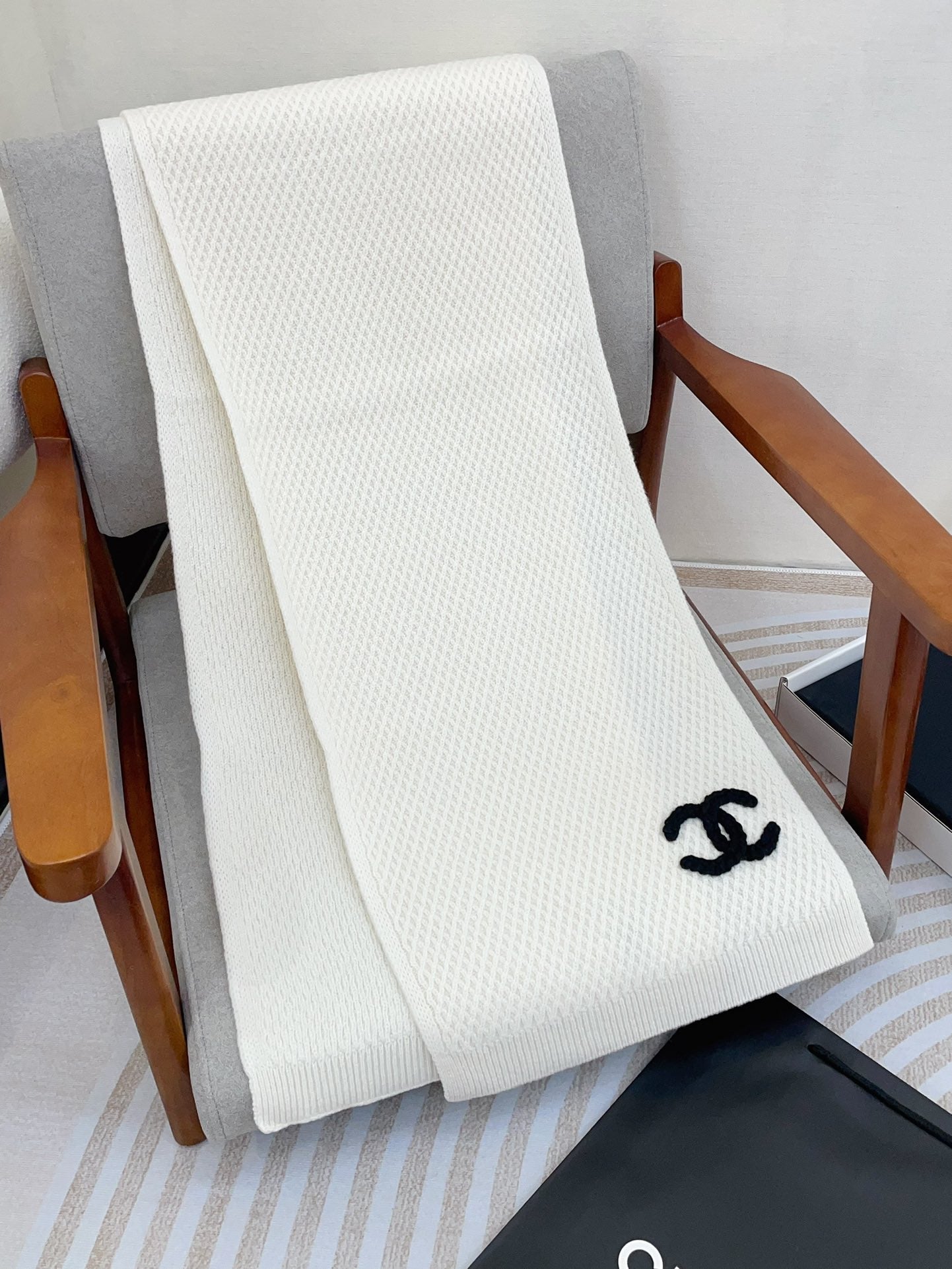 CC Scarf 190 CM In White Cashmere 393183