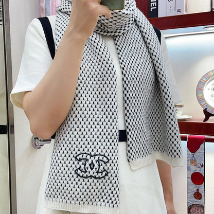 CC Scarf 180 CM In White Black Cashmere 394592