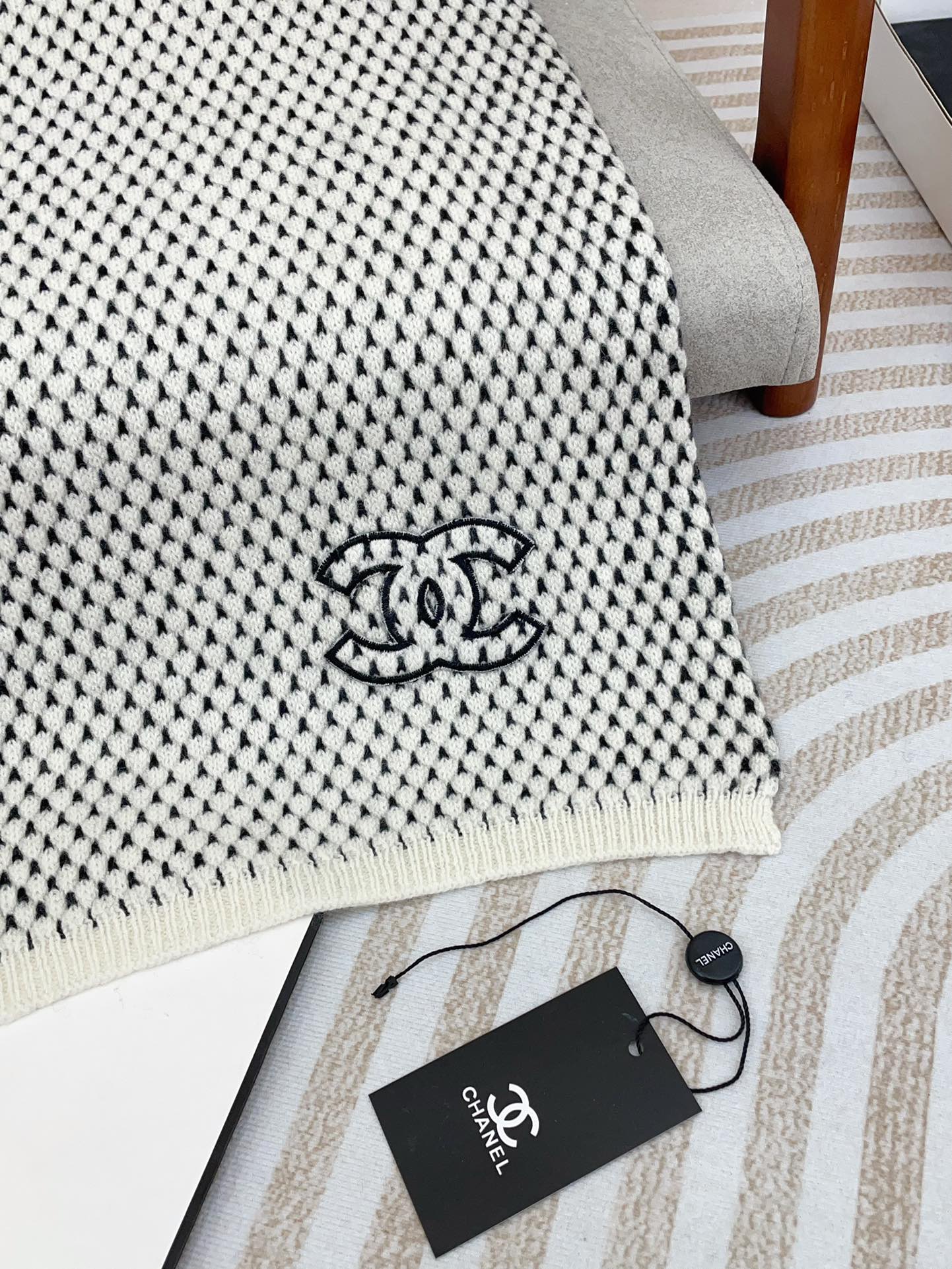 CC Scarf 180 CM In White Black Cashmere 394592