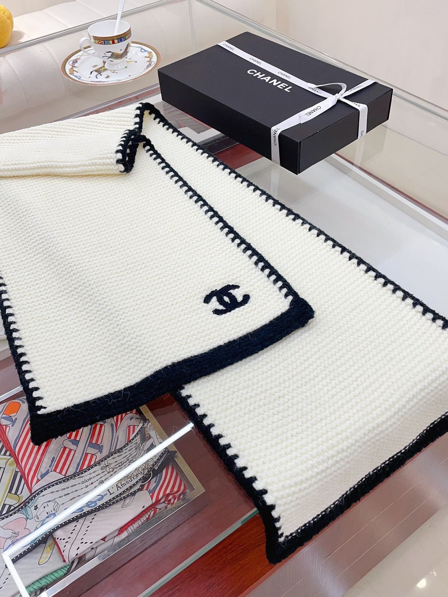 CC Scarf 200 CM In White Cashmere 410212