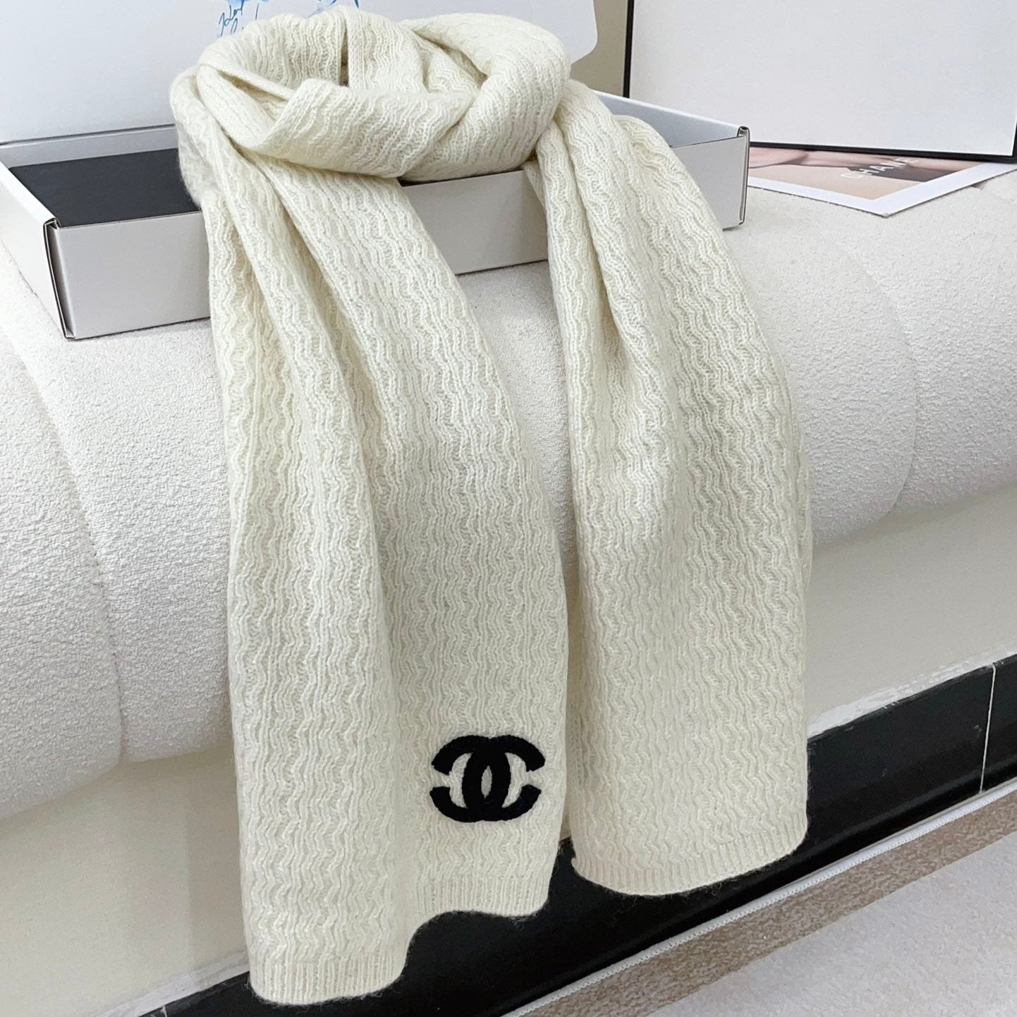 CC Scarf 180 CM In White Wool 413760