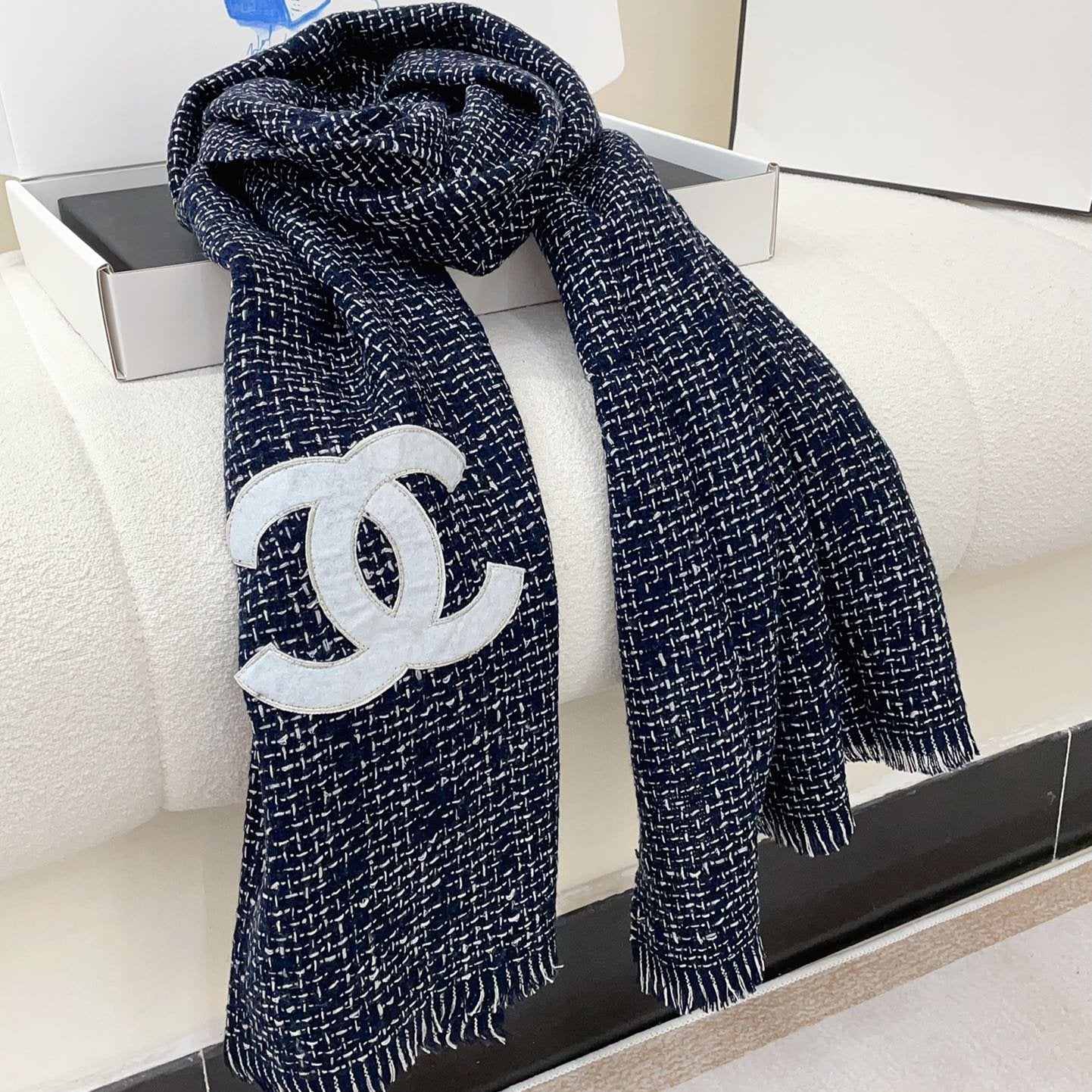 CC Scarf 190 CM In Charcoal Blue Mix White Cashmere  421408