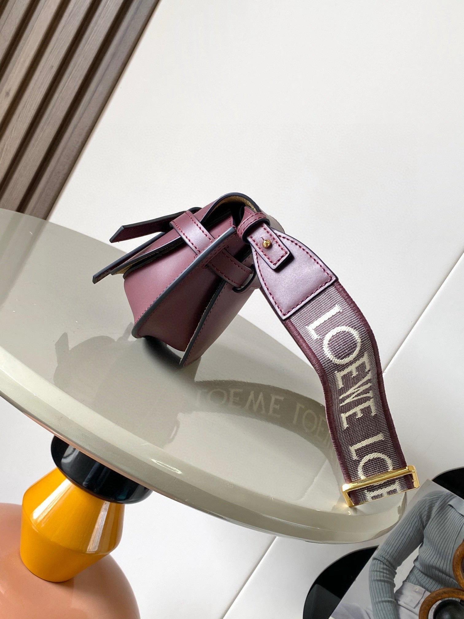 Loewe Saddle Bag 21 Burgundy Leather 280430