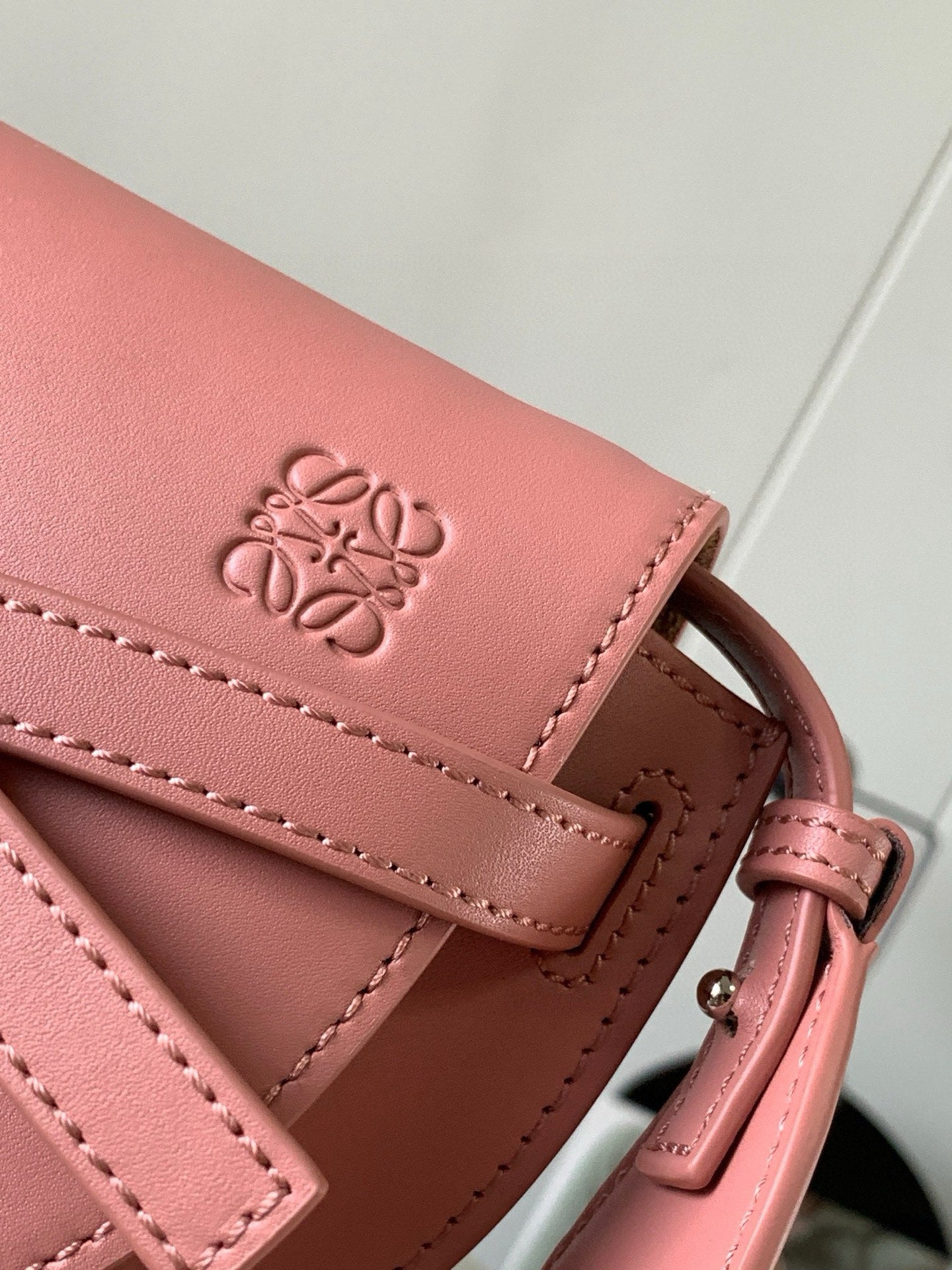 Loewe Saddle Bag 21 Pink Leather 280440
