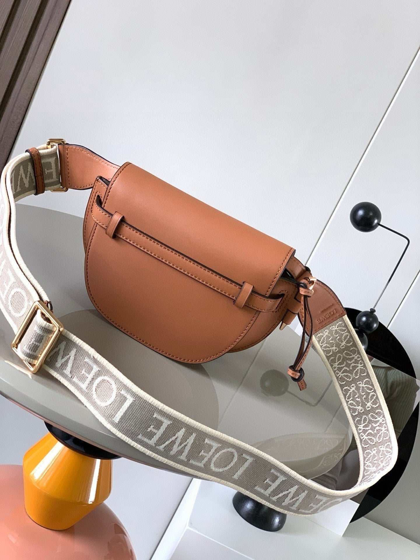Loewe Saddle Bag 21 Brown Leather 280446