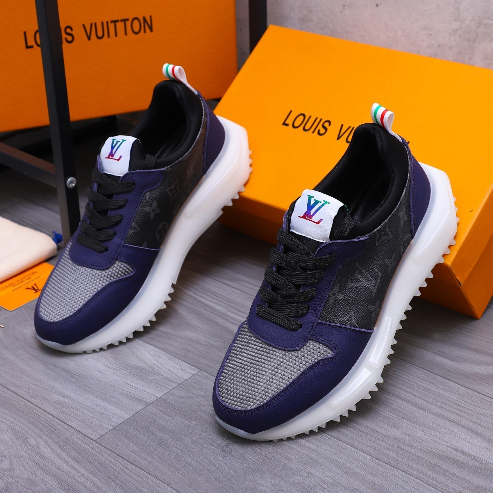 LV SNEAKER BLACK MIX NAVY BLUE CALFSKIN AND GREY MESH BREATHABLE