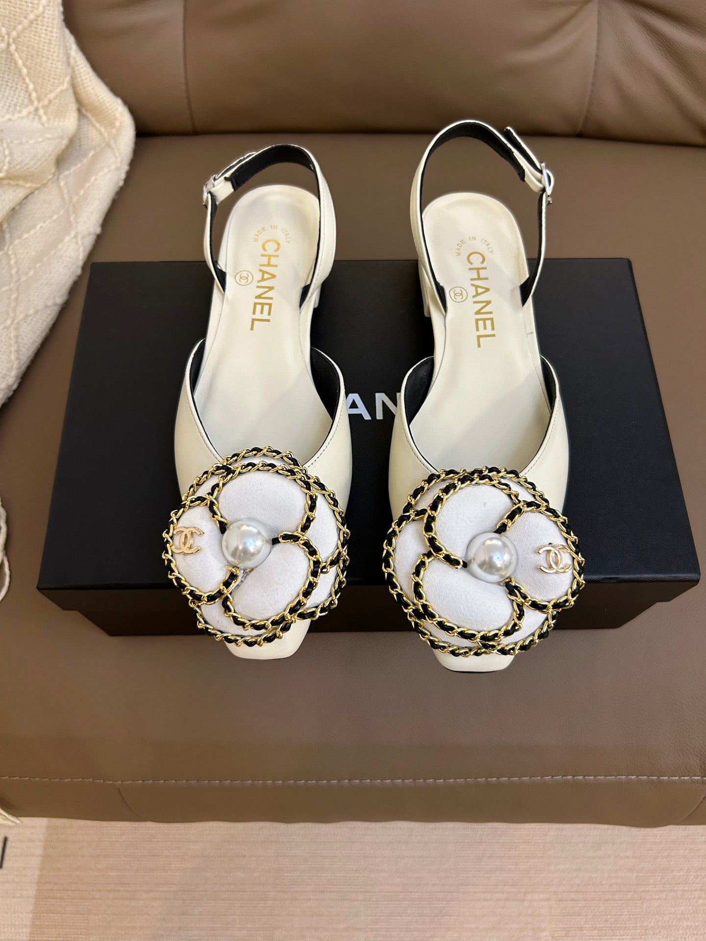 Chanel 2026 Slingback Ballets Flats Camellia Flower Ornament Sheepskin 779282
