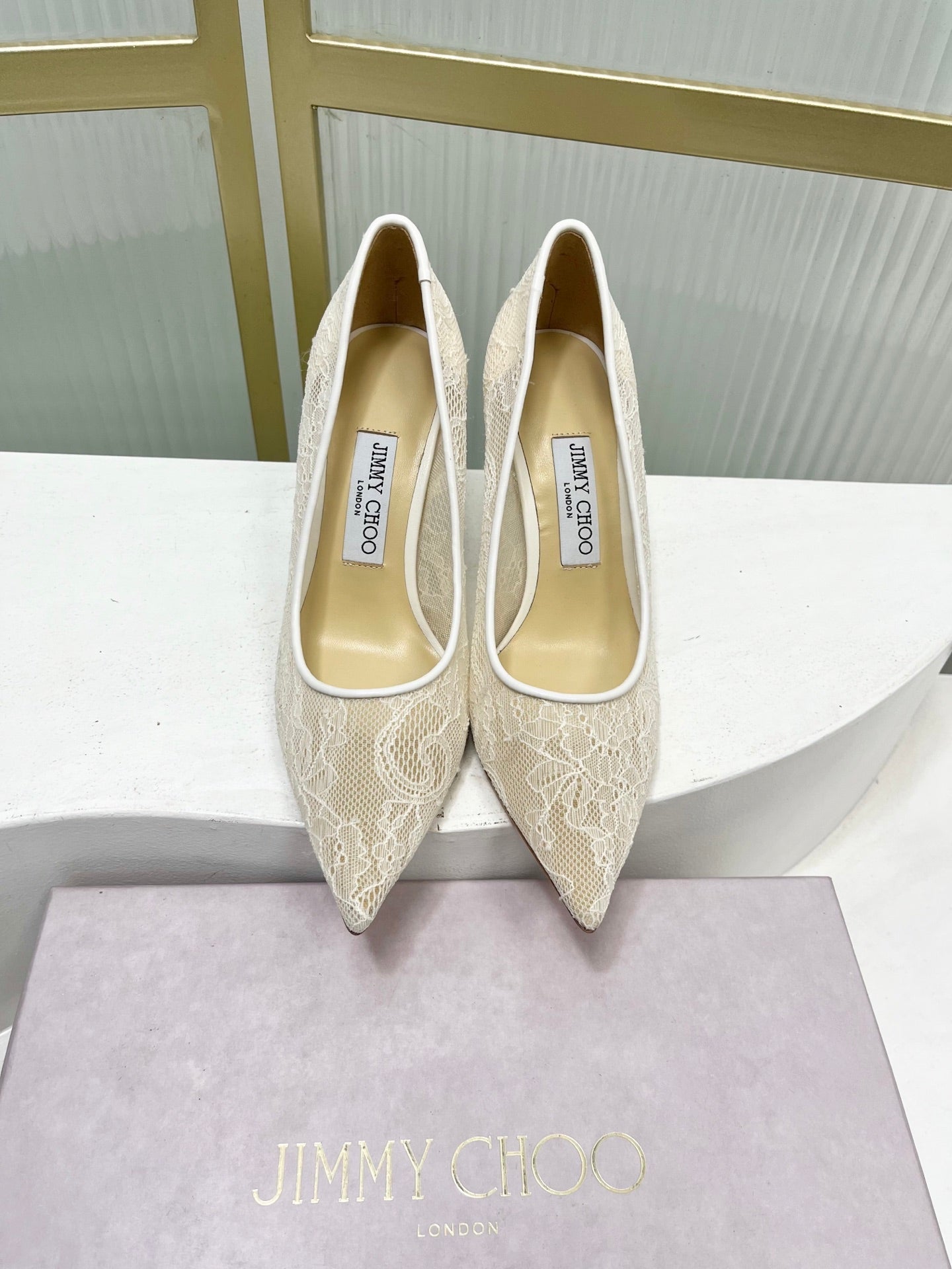 Jimmy 26s  Heel Pump 85 Ivory Beige Lace Sheepskin 605950