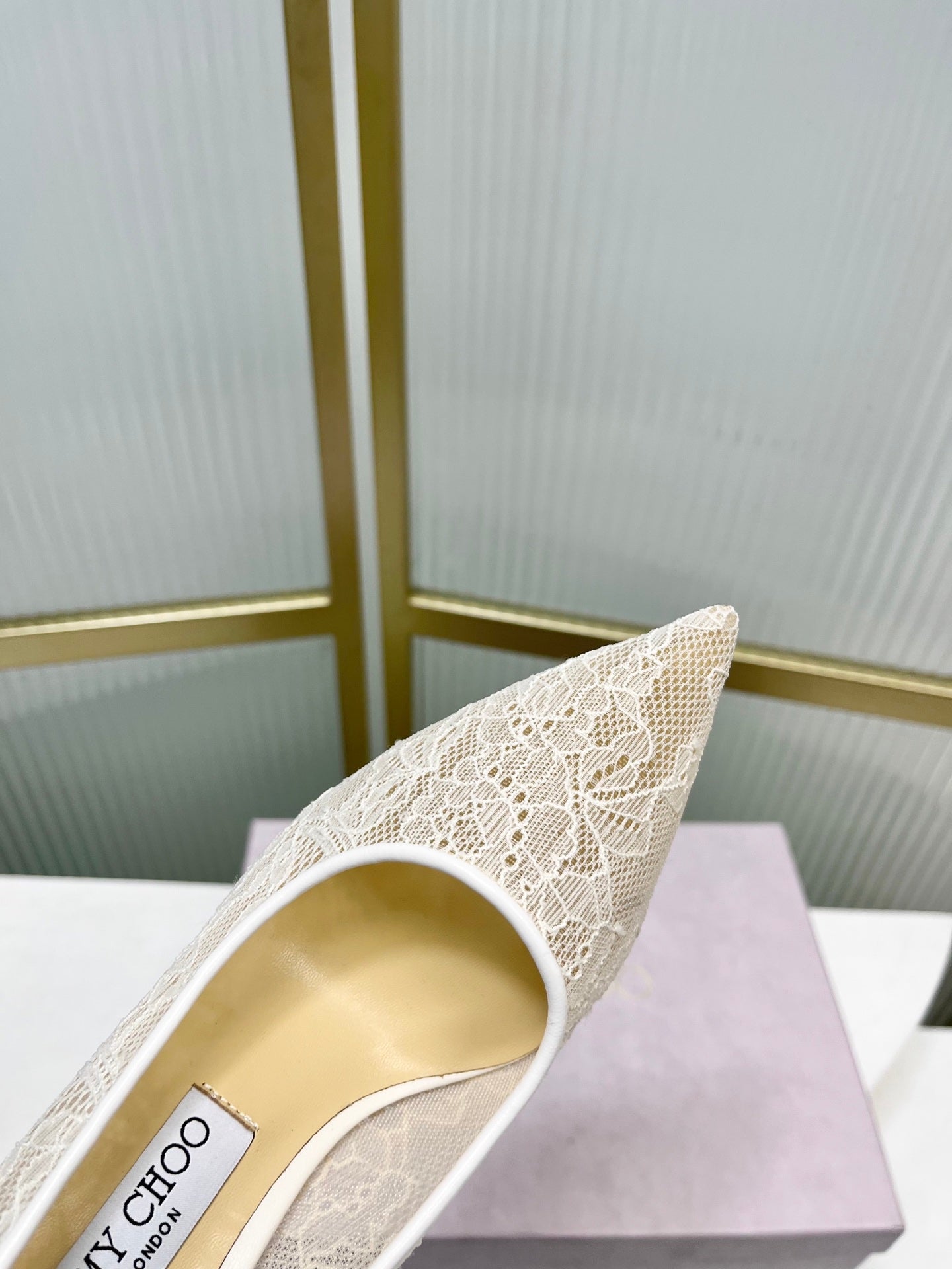Jimmy 26s  Heel Pump 85 Ivory Beige Lace Sheepskin 605950