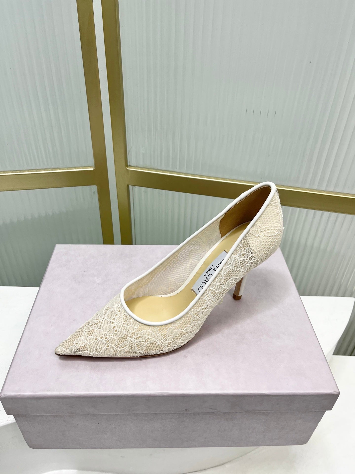 Jimmy 26s  Heel Pump 85 Ivory Beige Lace Sheepskin 605950