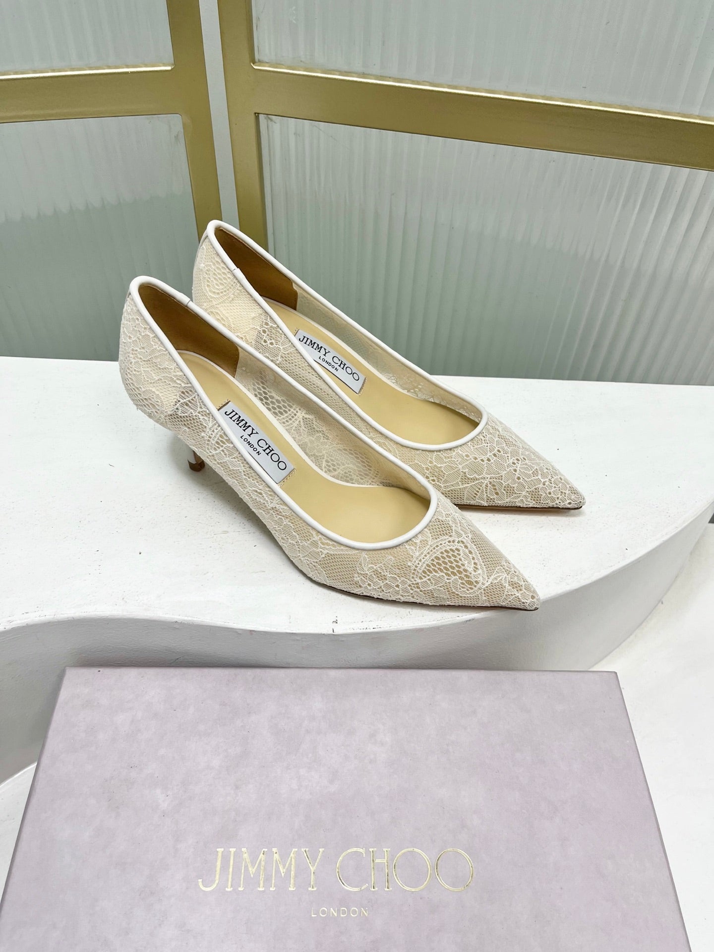 Jimmy 26s  Heel Pump 65 Ivory Beige Lace Sheepskin 605951