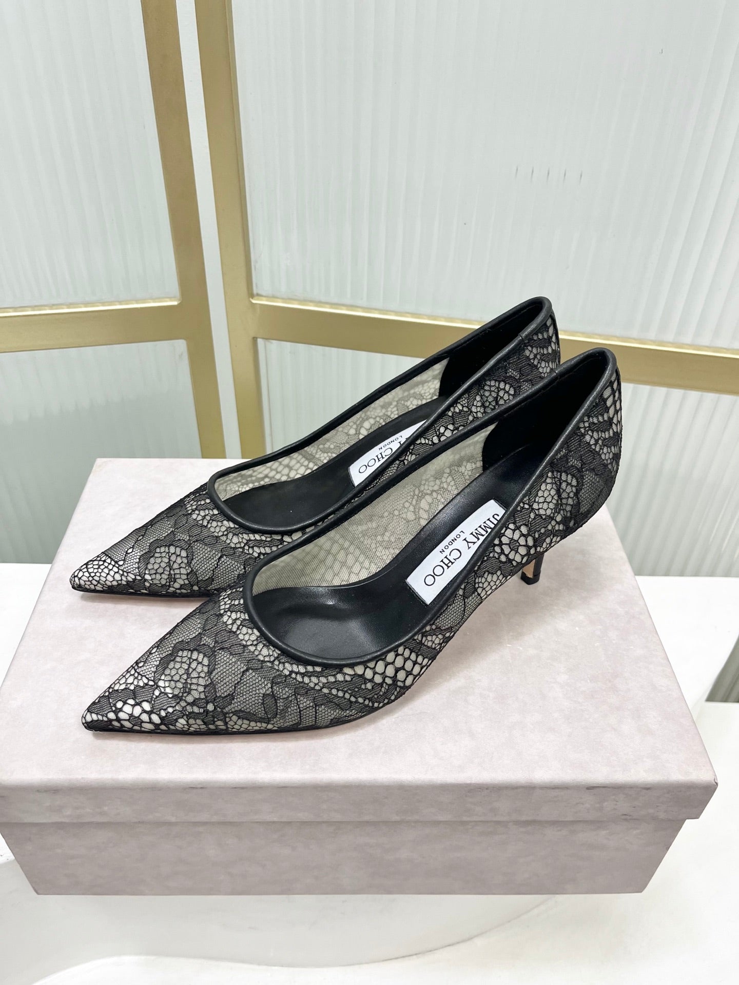 Jimmy 26s High Heel Pump 65 Black Lace Sheepskin 605957